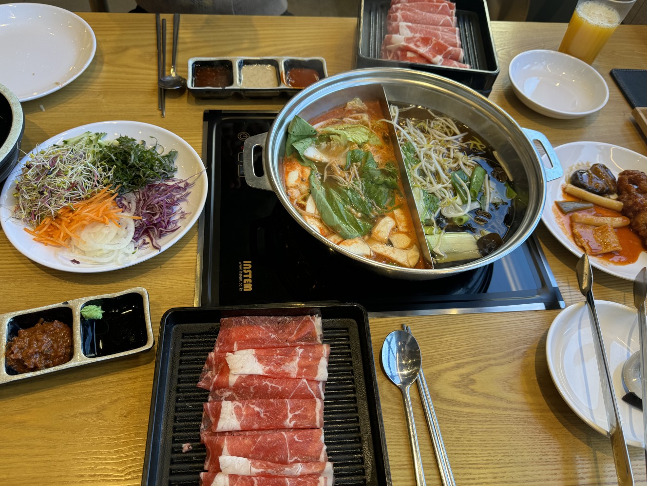 80분 동안 정말 배터지게 - 진주 평거동 맛집 샤브20 진주점