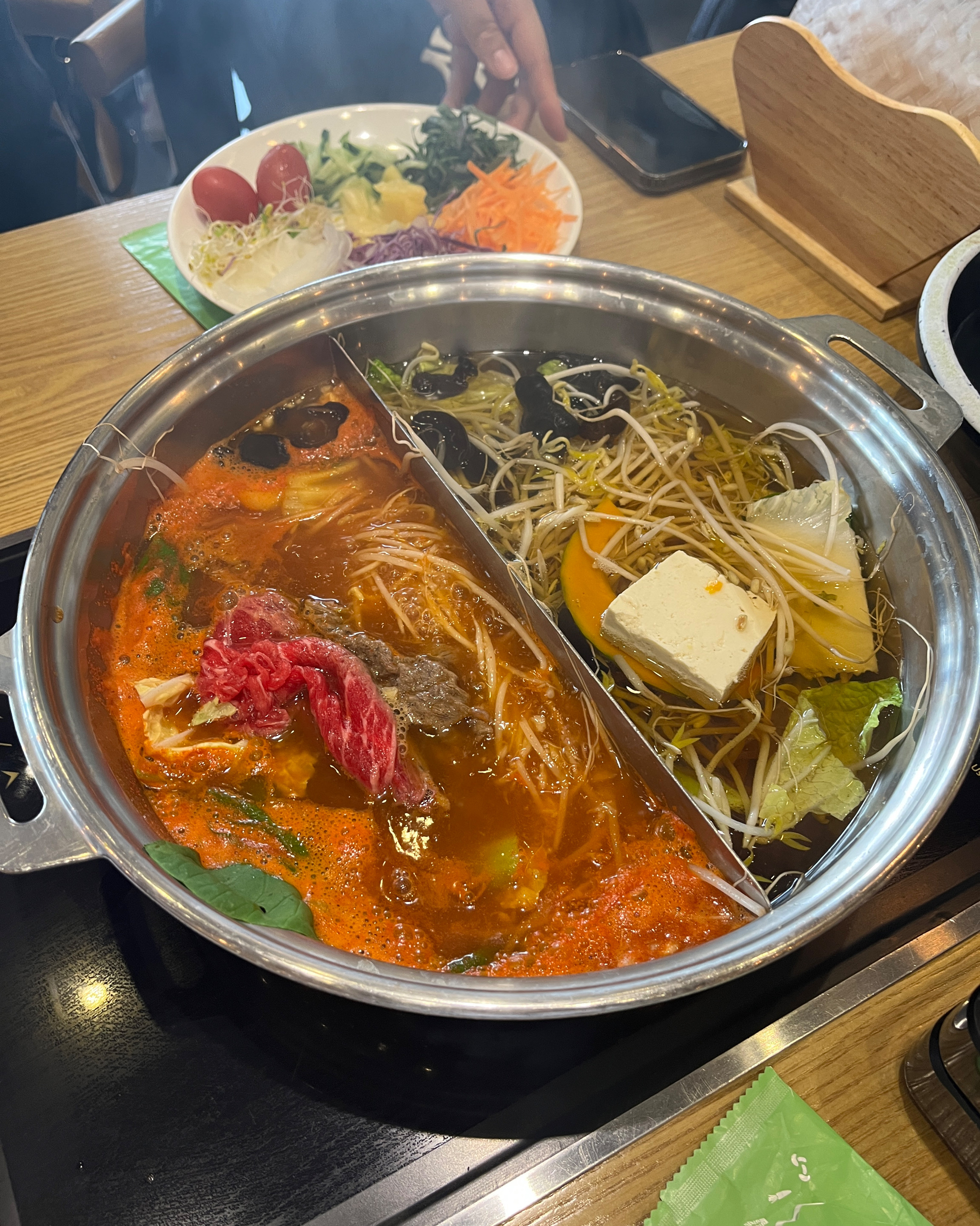 샤브20 처음인데 무한리필이라 고기 마음껏 먹을 수 있어서 좋았어요 - 대구 만촌동 맛집 샤브20 만촌점
