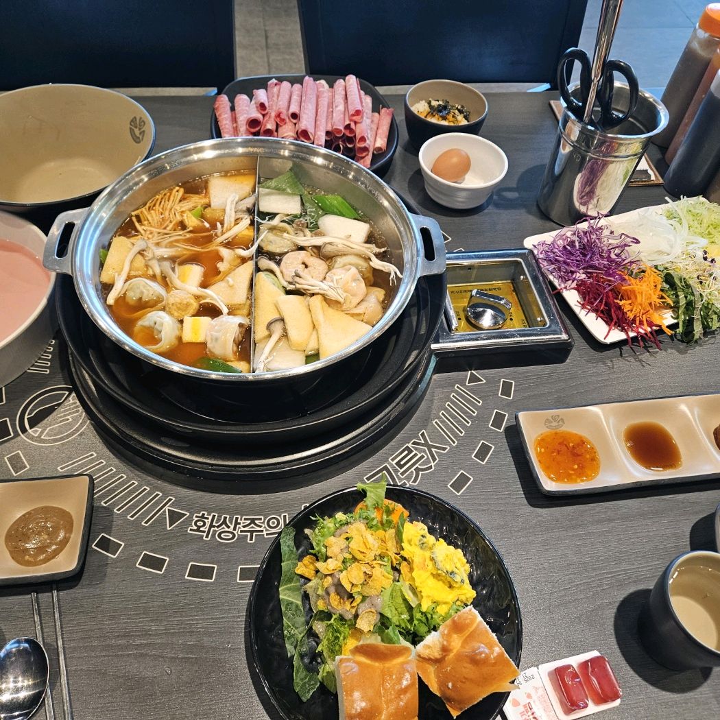 월남쌈이랑 샤브샤브 건강하게 먹을 수 있어서 종종 옵니다. - 운서역 맛집 소담촌 영종롯데마트점