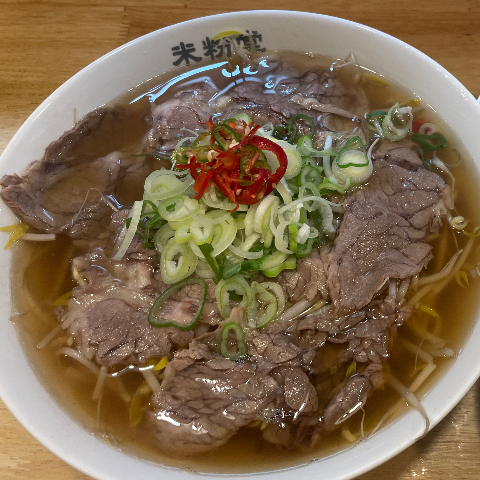 맛있어요 ㅠㅠ 자주가는데 매번 맛있어요.. 또 갈 생각 100% 혼자 조용히 식사할수있어욥