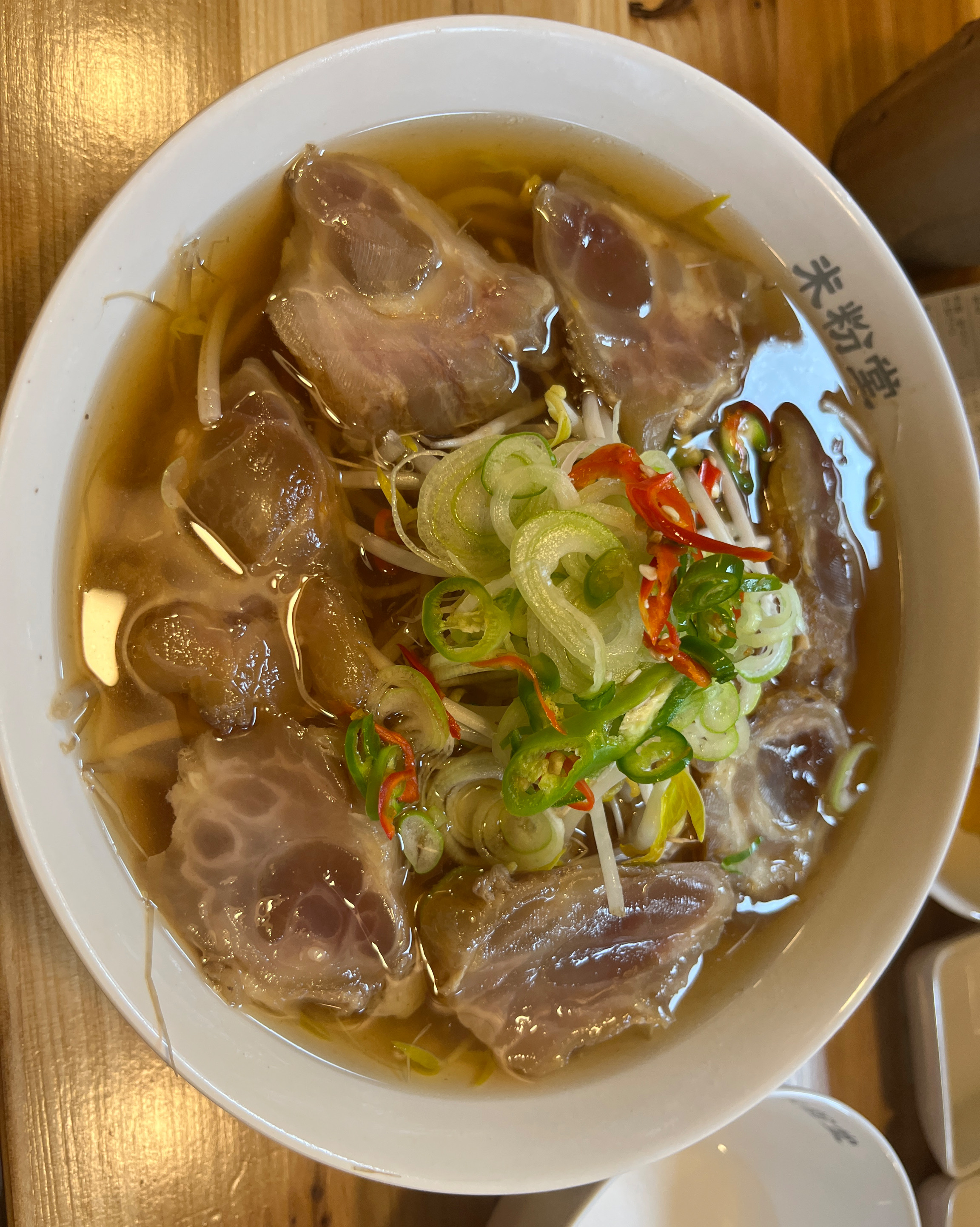 미분당 맛있어요~ 양도 꽤 많아서 배부르게 먹었습니다. 오픈 주방인데 엄청 깔끔합니다. - 미사역 맛집 미분당 미사역점