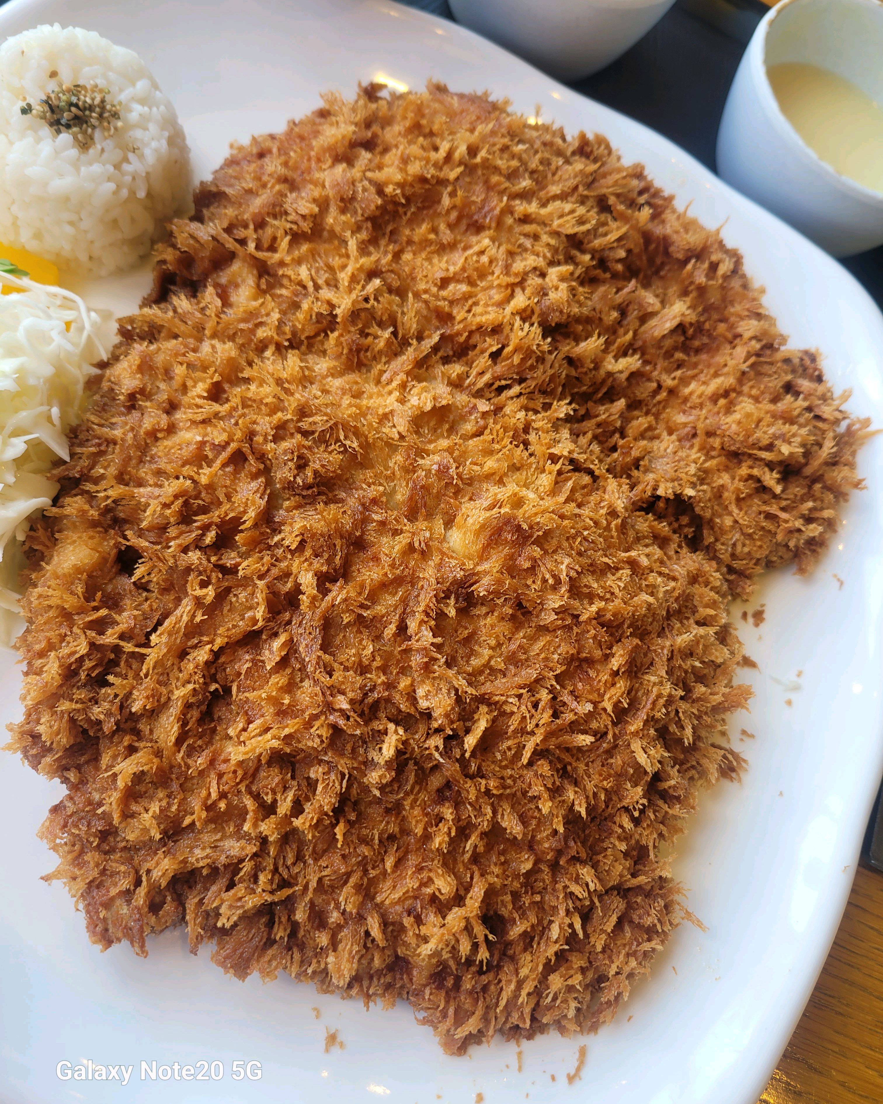돈까스가 부드러워요~매콤한 파스타도 맛있어요.주말엔 대기가너무길어요 - 경기 광주 맛집 홍익돈까스 경기 광주점
