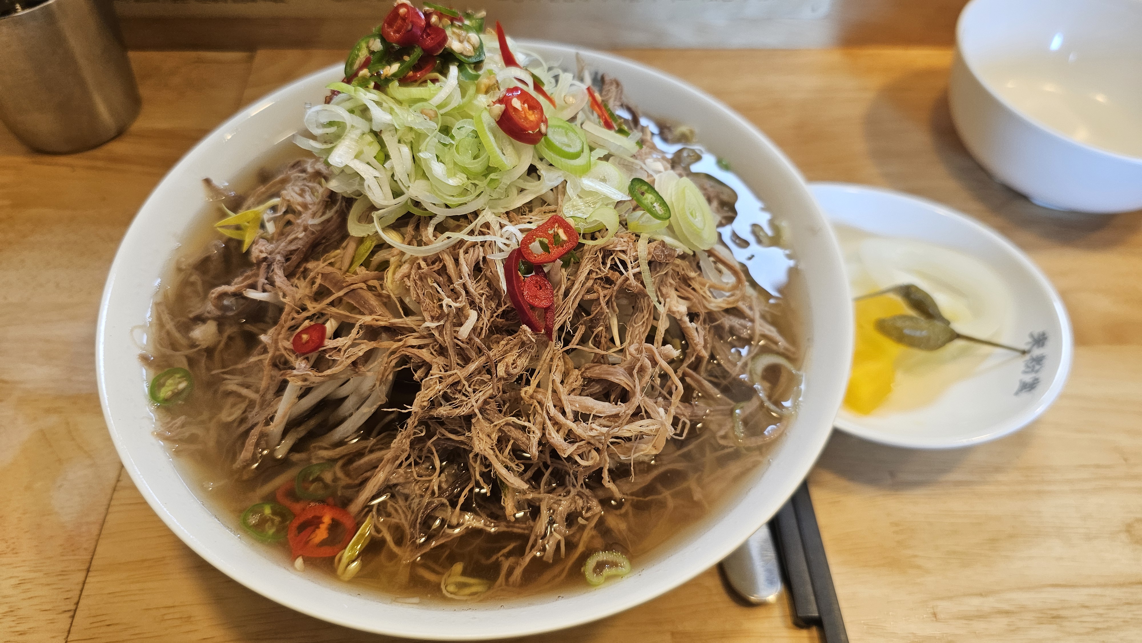 쌀국수~ 맛있어요~ 숙주 듬뿍~ 육수 깔끔~ 조미료맛 아닙니다~ 양도 많고 건강한 맛입니다