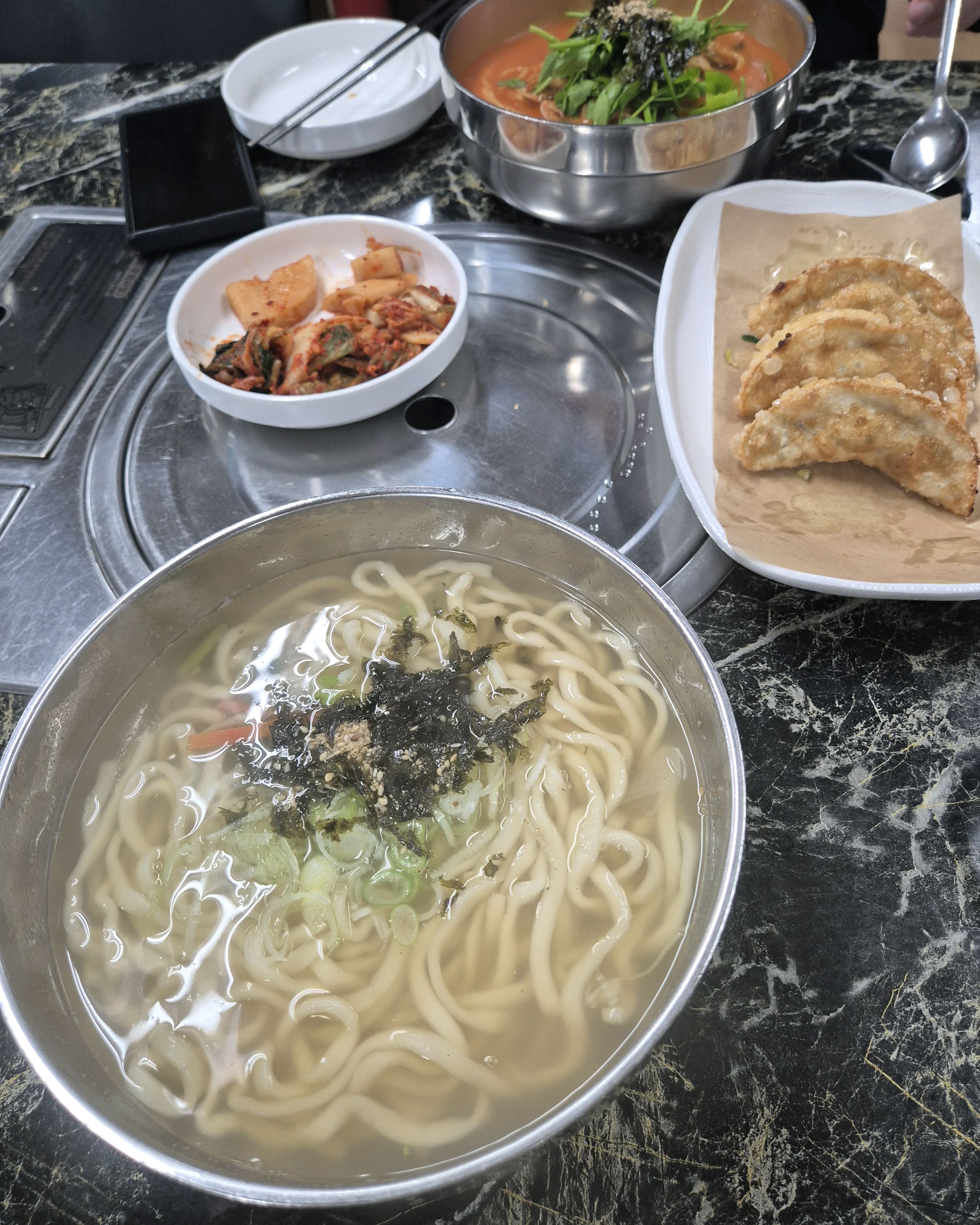 [춘천 맛집 백일칼국수 춘천본점] 직접 가본 로컬 리뷰