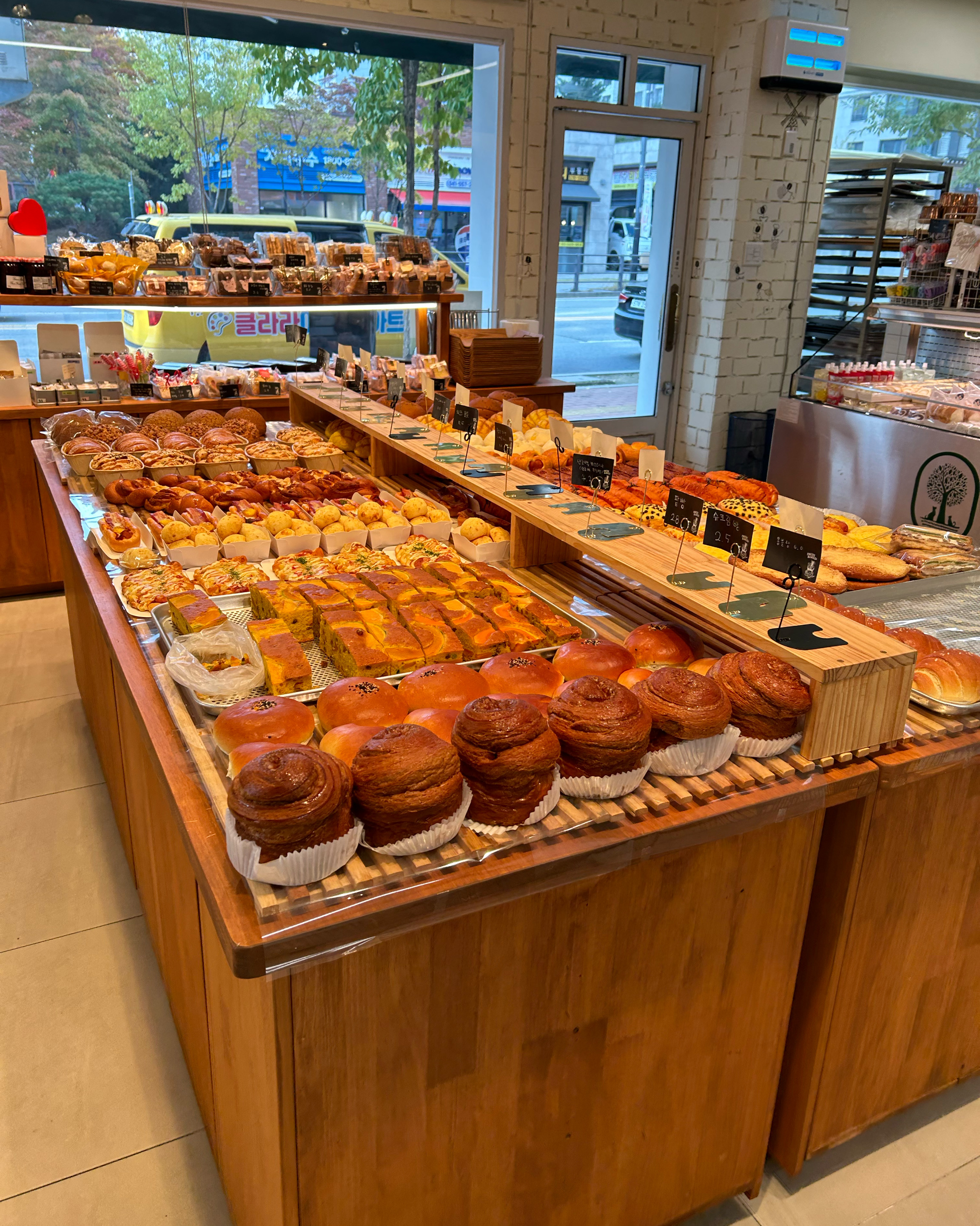 오키나와 카스테라 궁금해서 가봤어용 - 불당동 맛집 진스베이커리 천안점