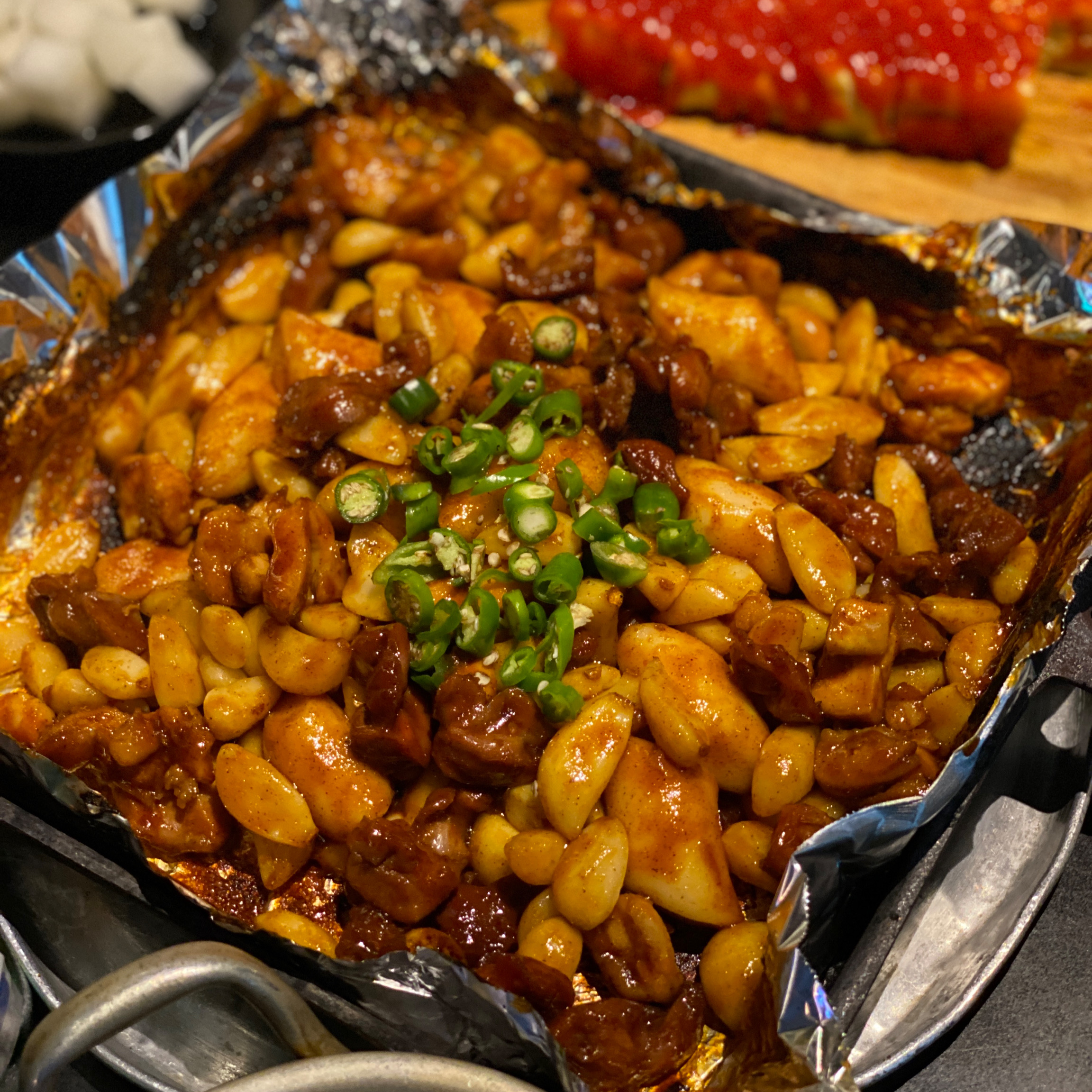 여전히 맛있음. 마늘 추가 꼭이요. - 천호동 맛집 똥찌비 천호점