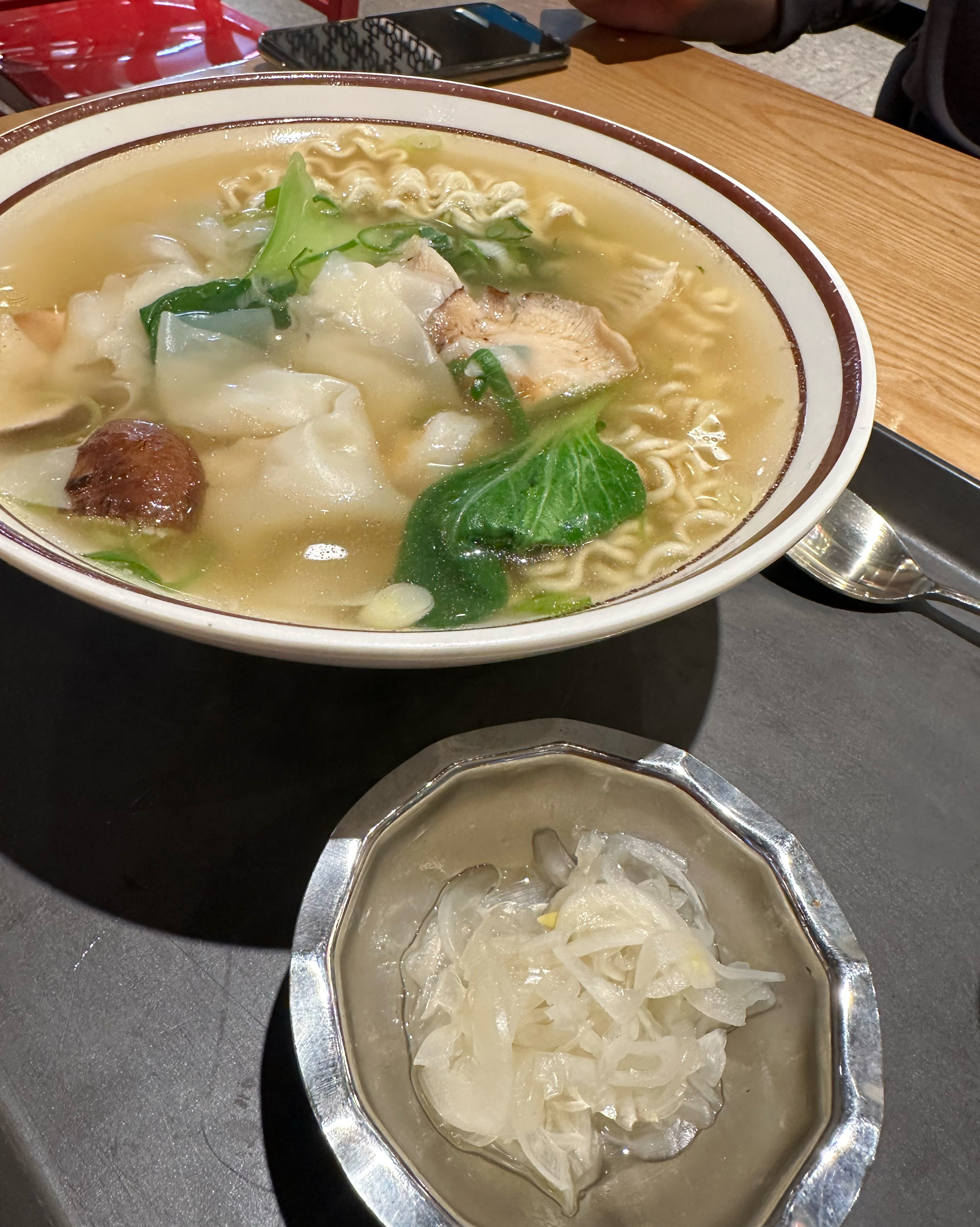 [인천공항 맛집 푸드엠파이어 인천공항 제1여객터미널점] 직접 가본 로컬 리뷰