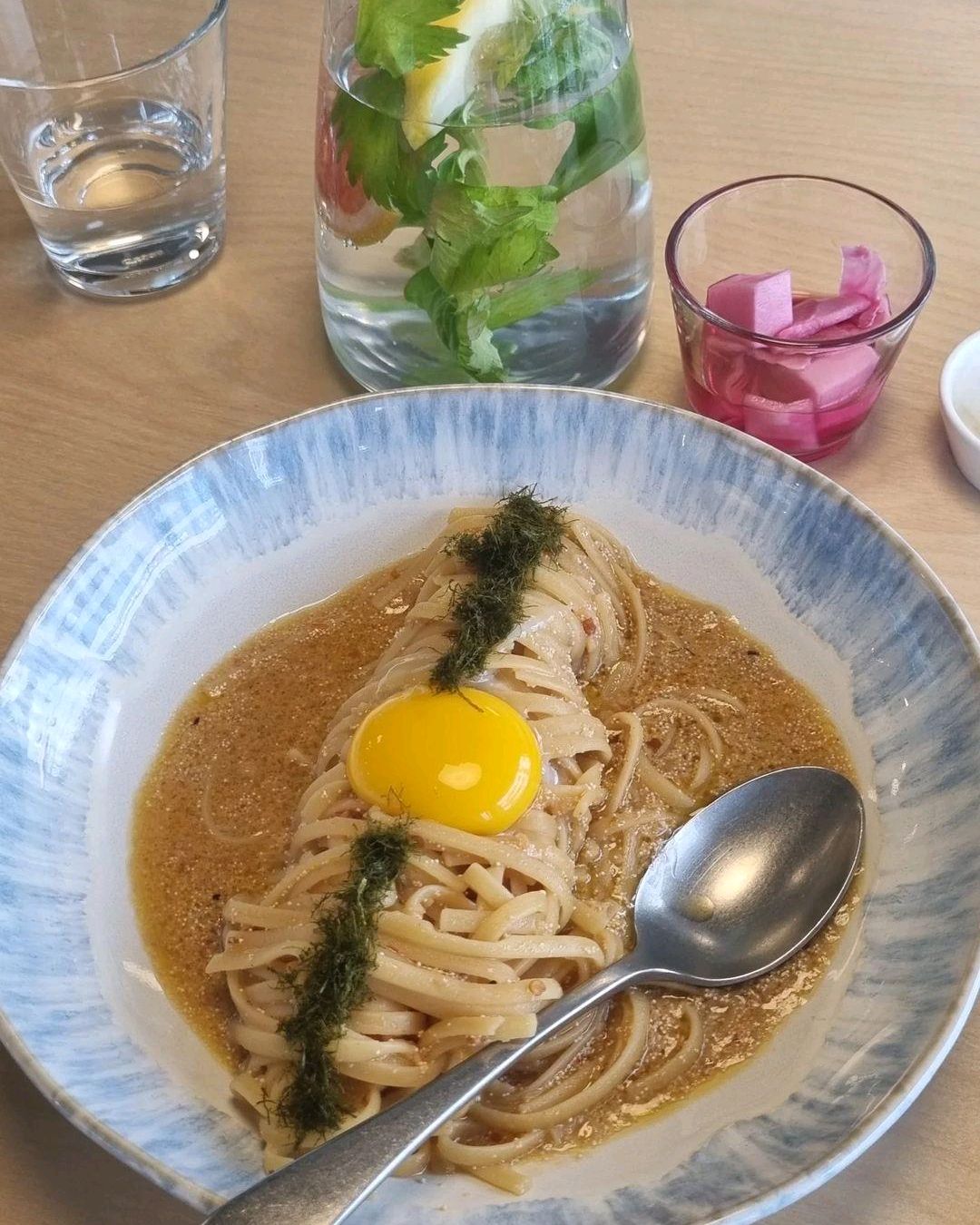 맛있는 브런치가 먹고싶어서 처음 방문해본곳인데 사장님 두분께서 너무 친절하게 맞이해주셔서