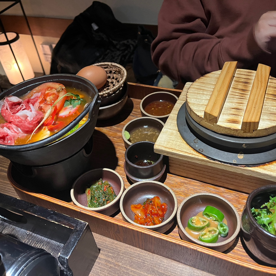  한국 서울 건대입구역 주변 전골 전문점 맛집 우물집 구의점