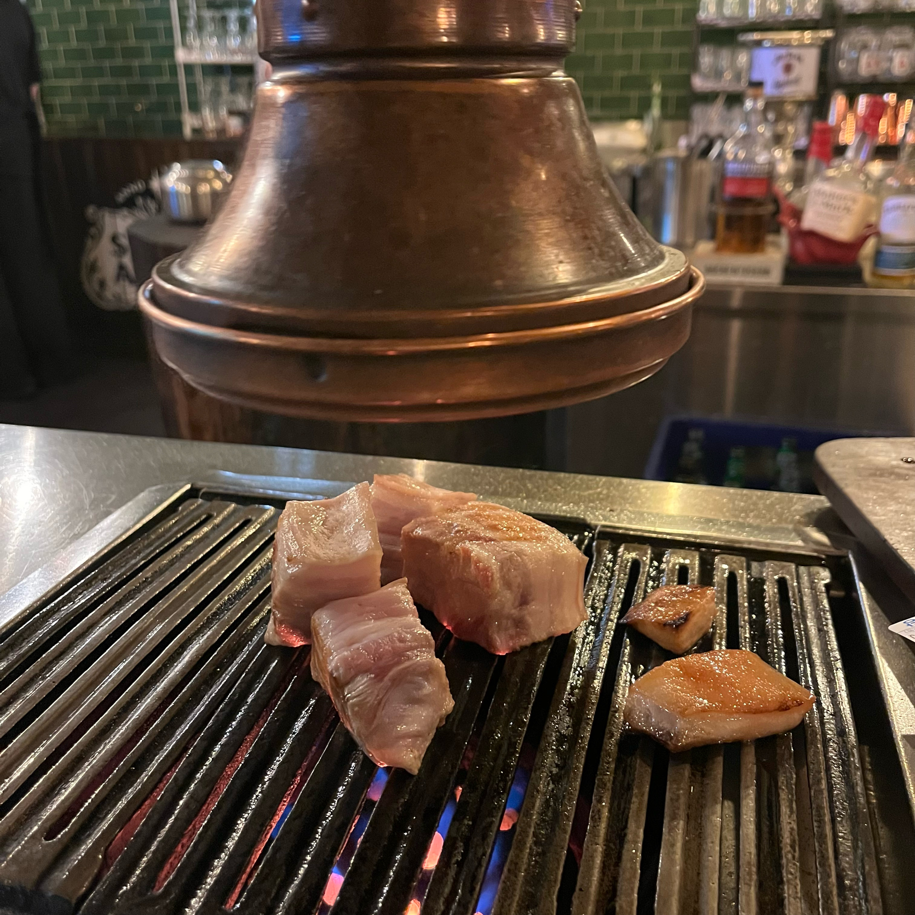 Gold Pork Restaurant, a grilled meat restaurant near Dongdaemun History & Culture Park Station, Seoul, Korea