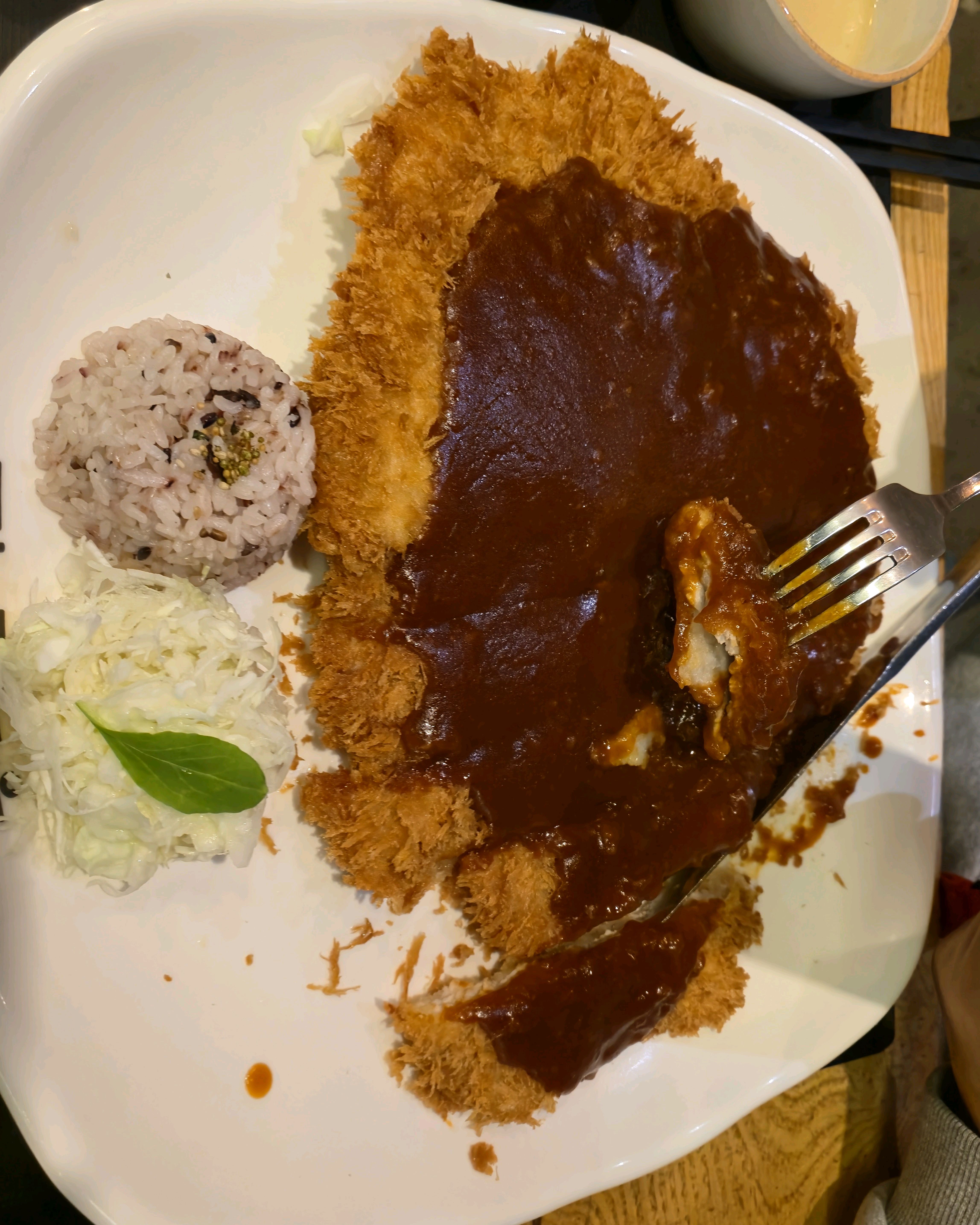 아내와 힘께.... 돈가스는 아내가 해물볶음우동은 내가.. 당근 나눠먹음 - 청주 용암동 맛집 홍익돈까스 청주용암점