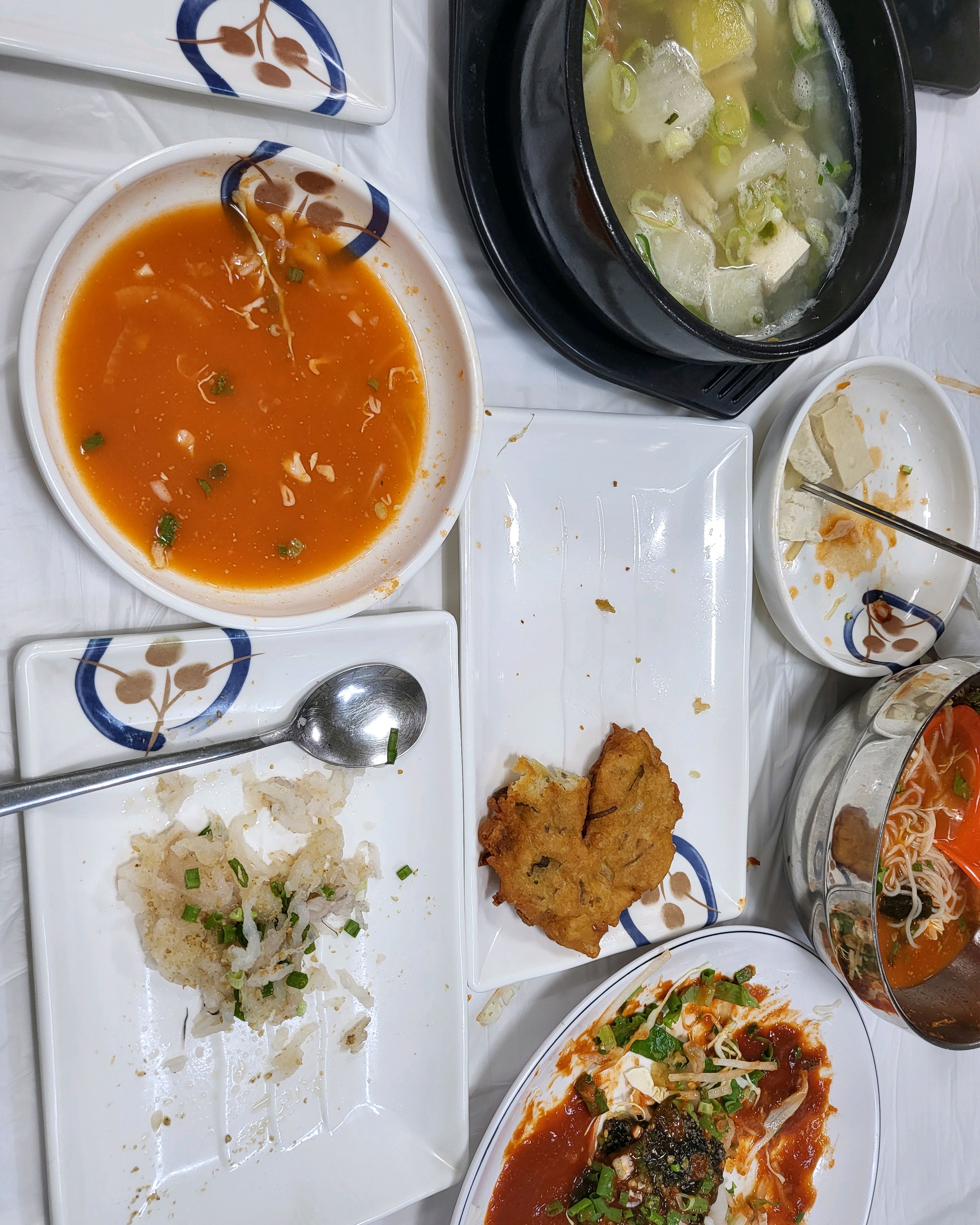강릉 여행와서 숙소 밑에 있길래 운전하고 나가기 귀찮아 그냥 가까운데서 먹으려고 들어갔는데