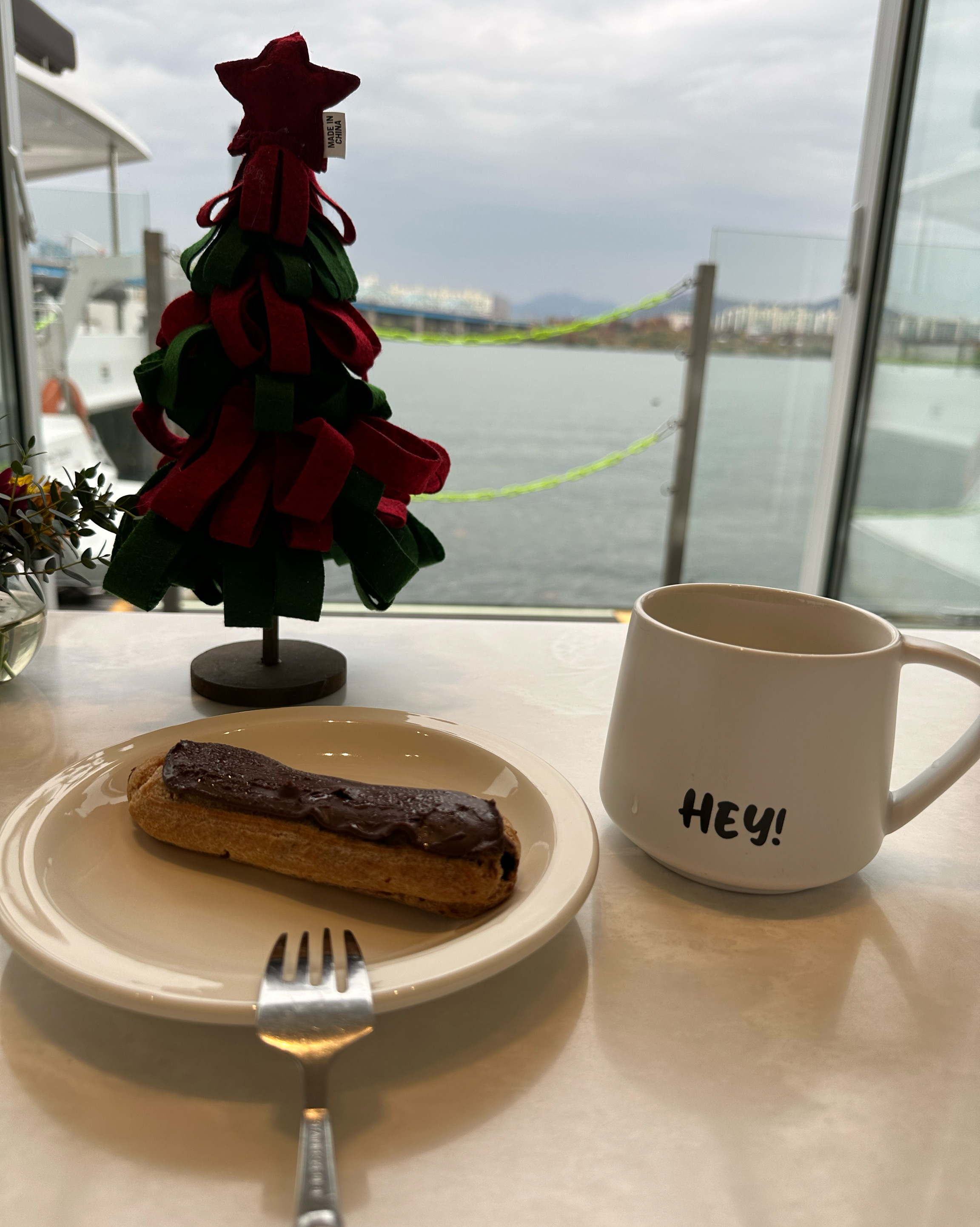 Emotional Dessert Cafe near Dongjak Station, Seoul, Korea Hey