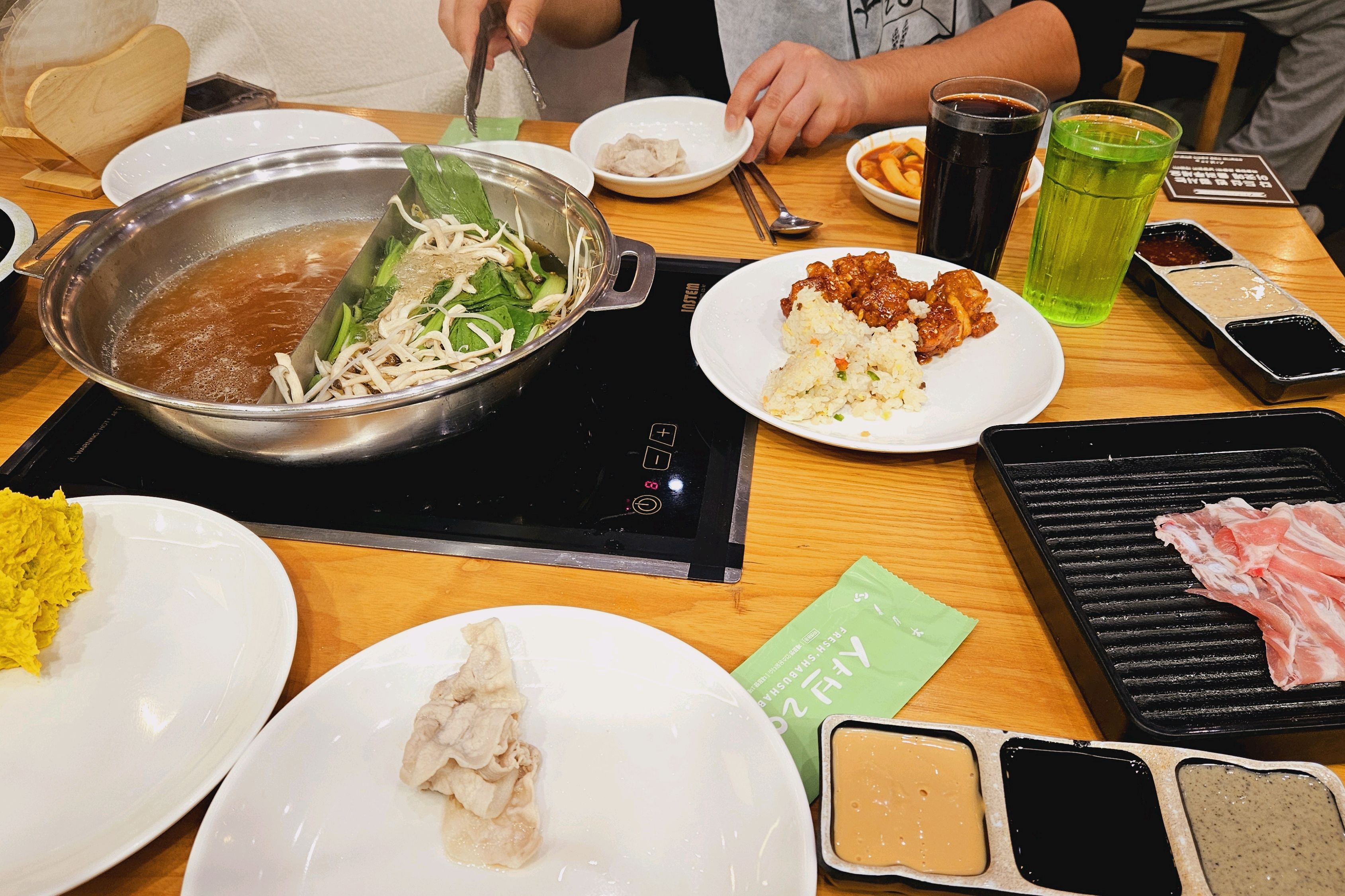 두번째 와서 죽도 끓여먹고 고기도 많이 먹었네요 - 대구 이곡동 맛집 샤브20 성서점