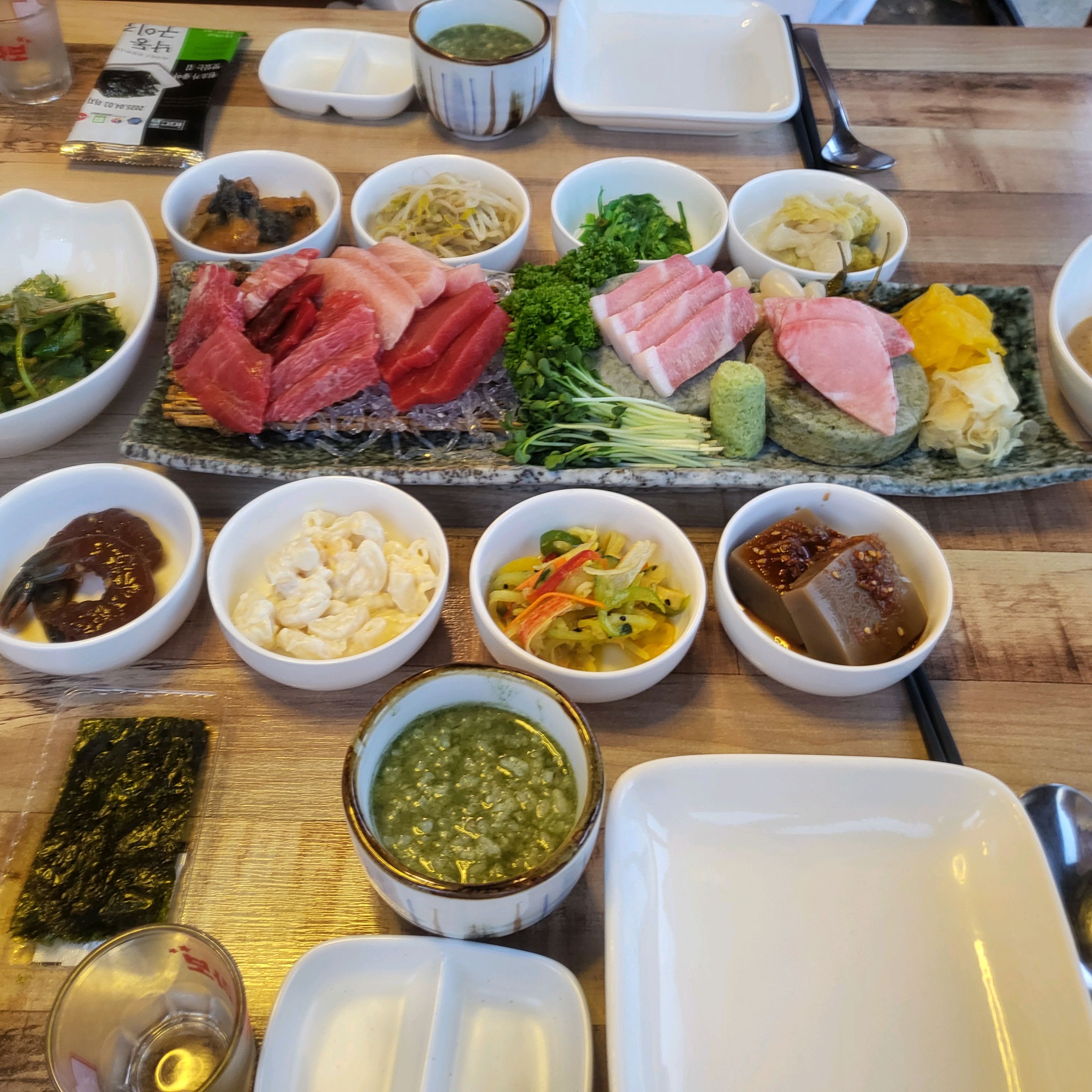 최고입니다 코스구성이 너무좋았어요 음식도 다~맛있어서 너무잘먹고 왔네요 추가 참치도 많이