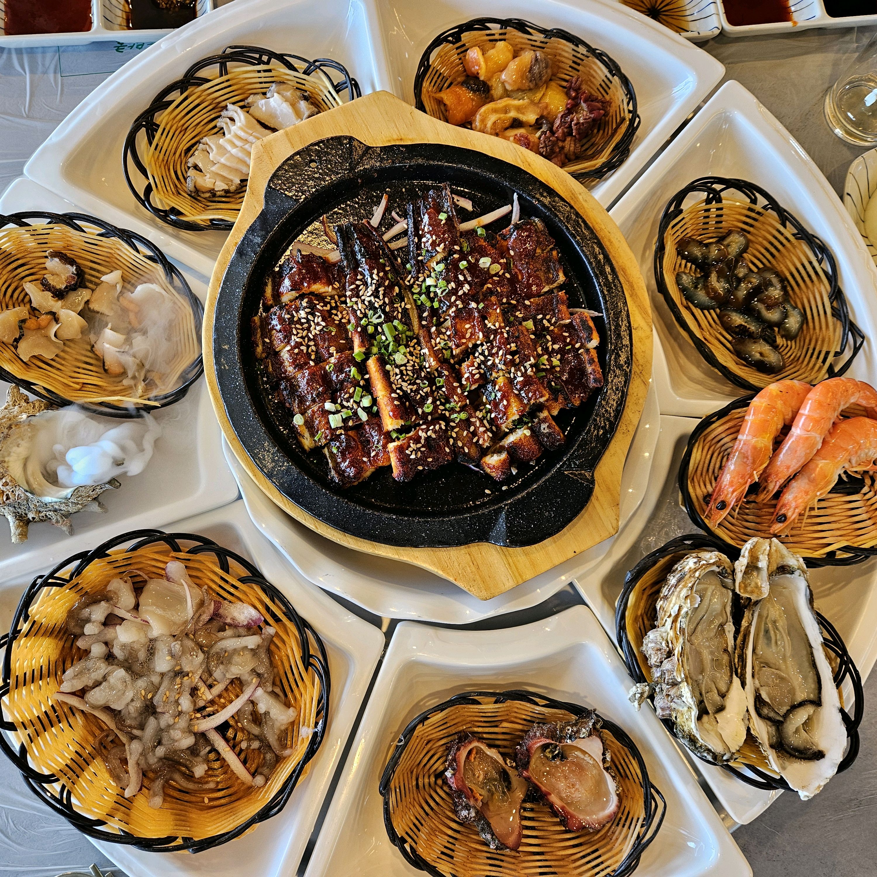 Haedam Yeonhwa Ribbon, a restaurant specializing in abalone in Haenyeochon, Gijang, Busan