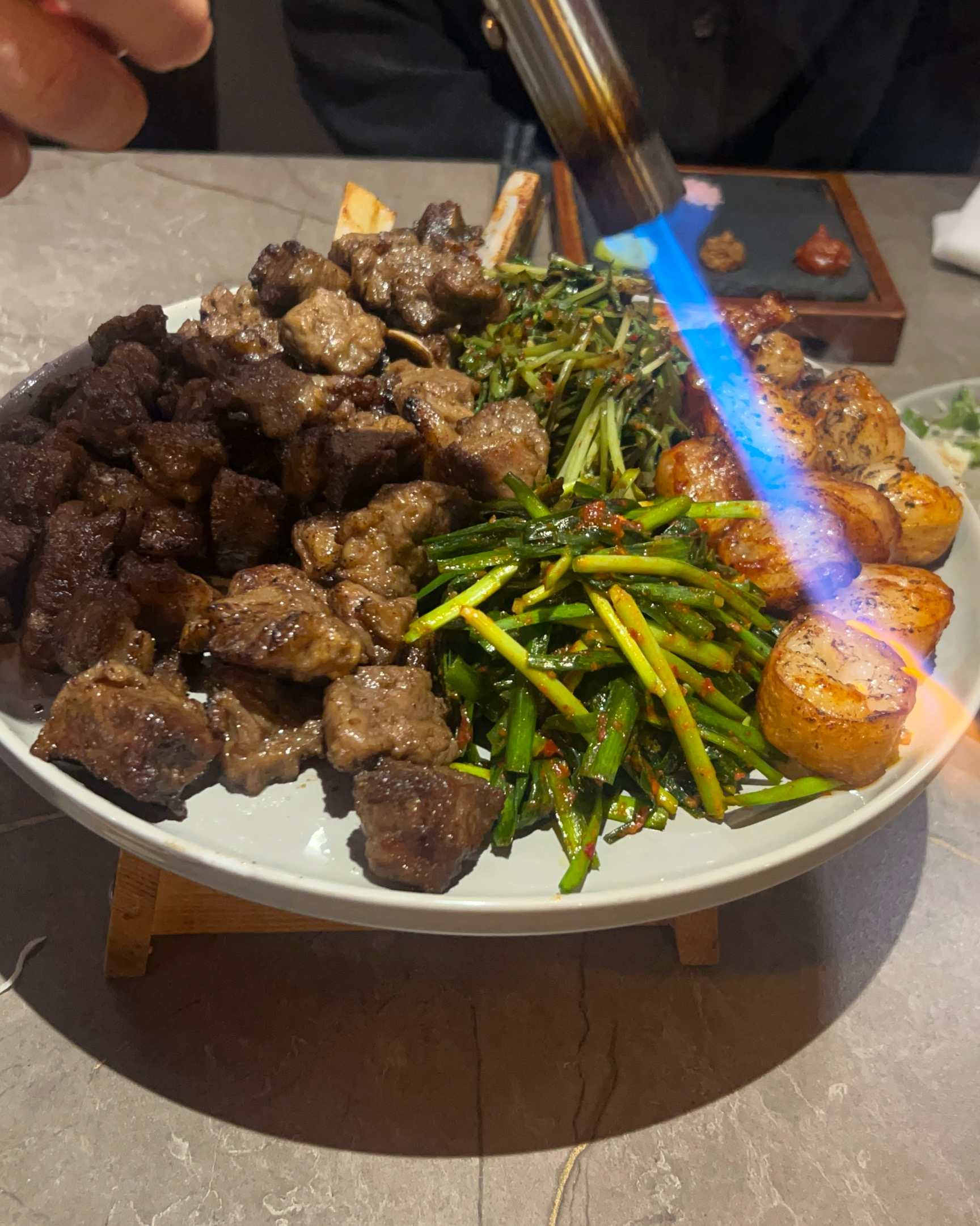 한국 서울 강남역 주변 한식 고기구이 맛집 육미안 강남점