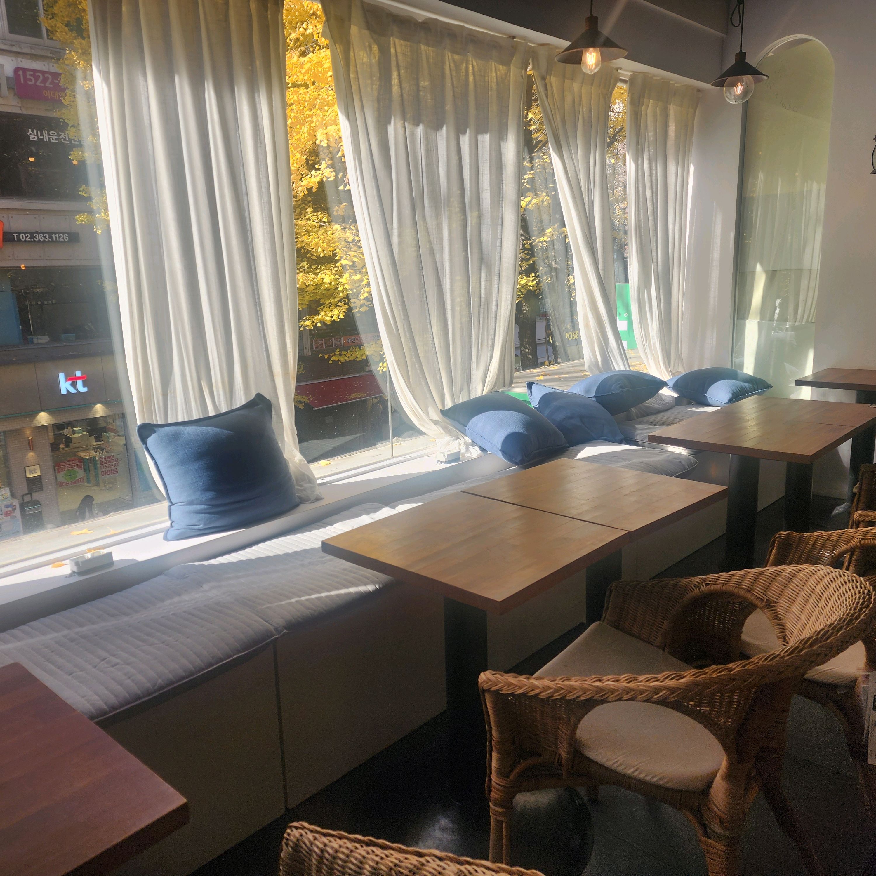  한국 서울 마포역 주변 감성 디저트 카페 티앙팡 오후의 홍차