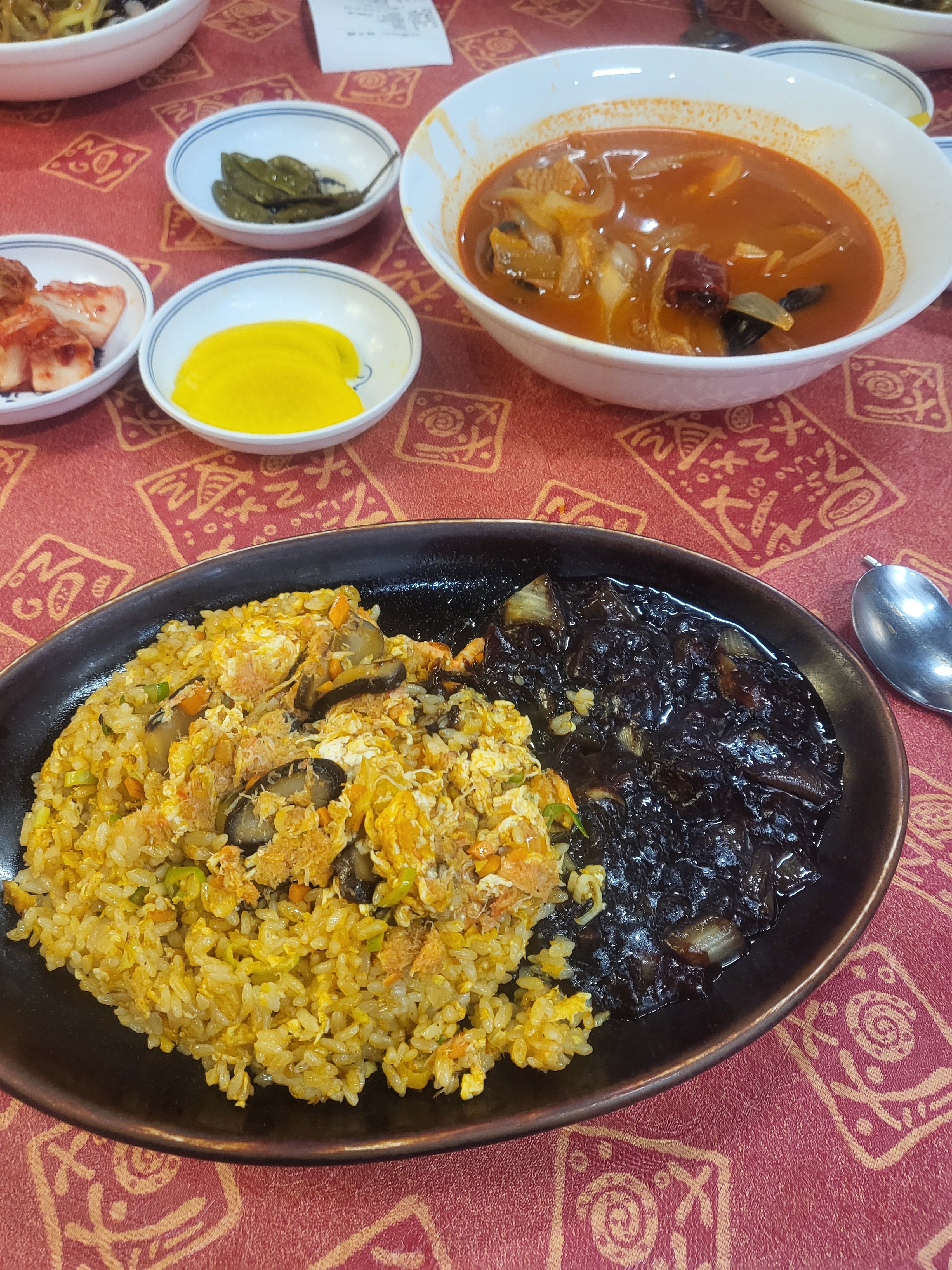  한국 서울 방배역 주변 중식당 다리원