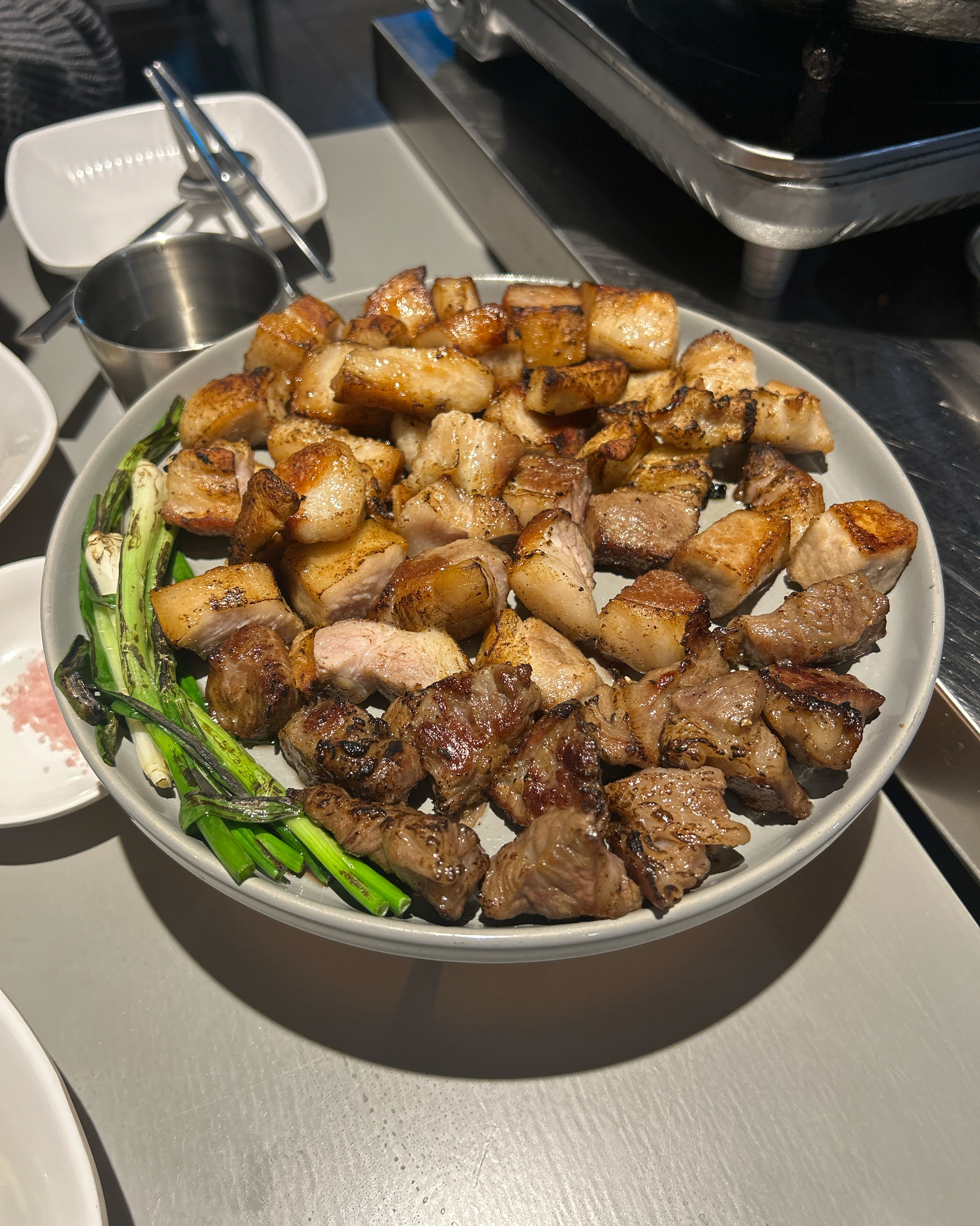 한국 서울 강남역 주변 한식 고기구이 맛집 다몽집 신논현본점