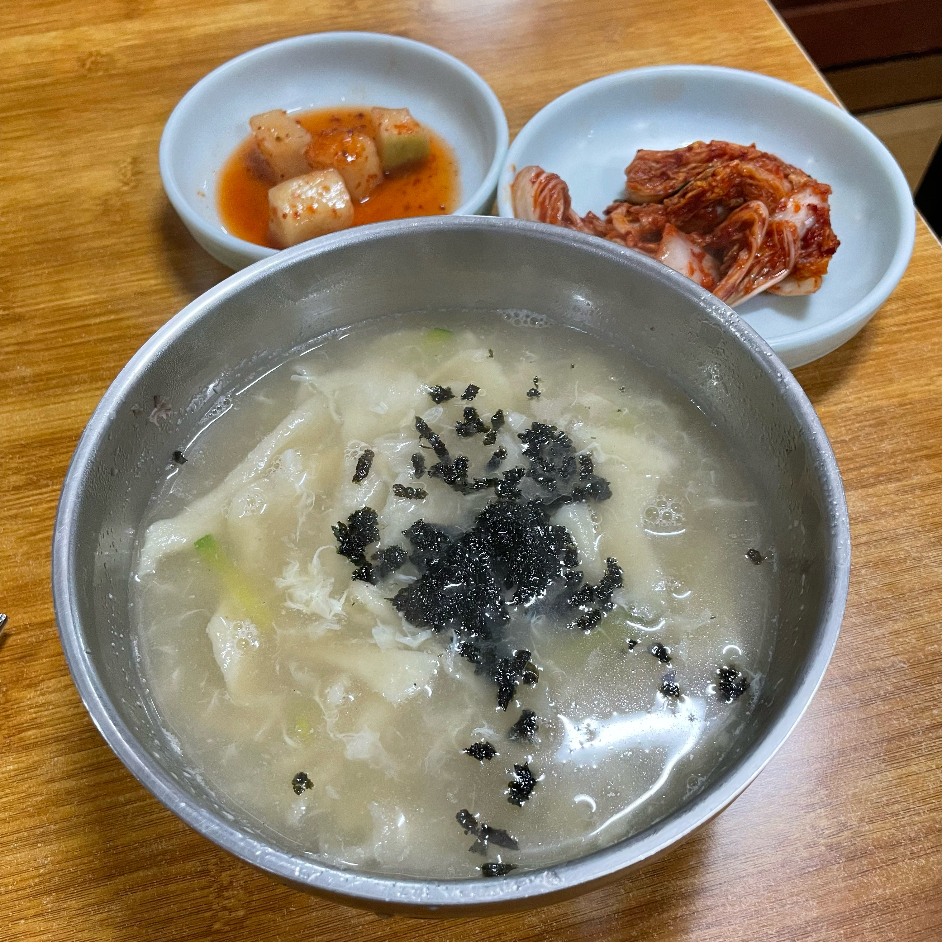 
여의나루역식당 영원식당