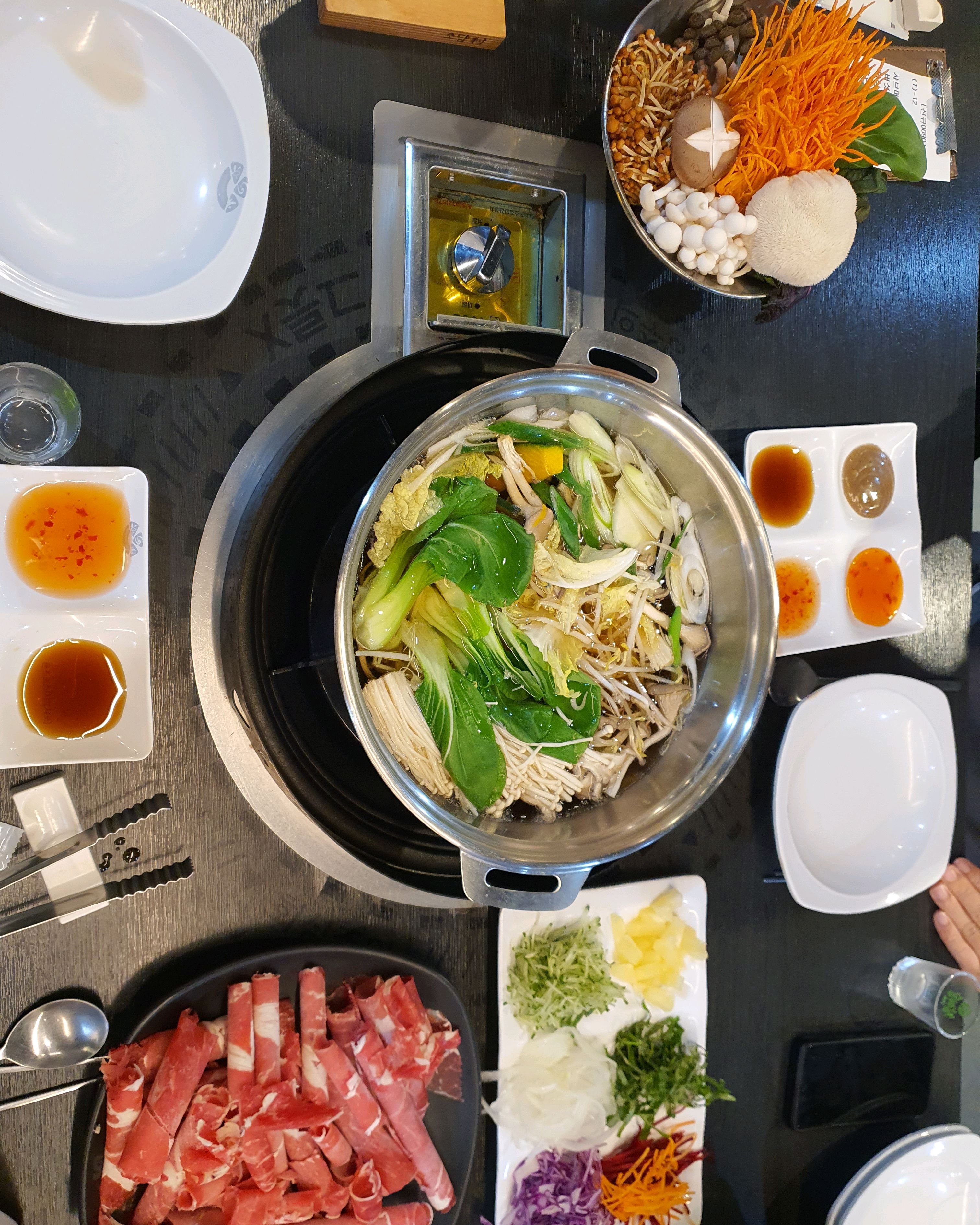산본에 이런 맛집은 꼭 방문 추천합니다~^^ 맛도 너무 맛있고 홈바도 잘되어있어서 야채나 
