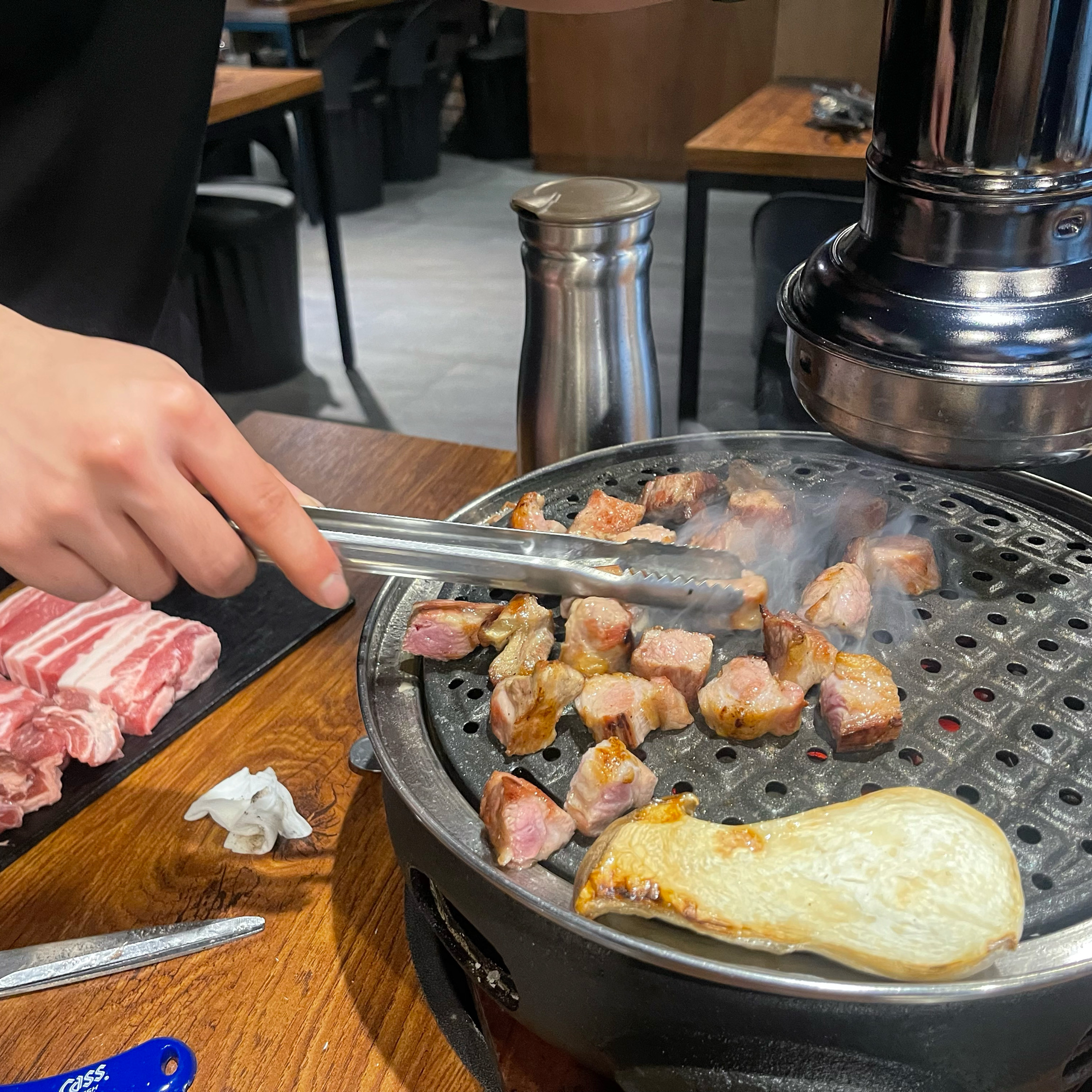 한국 서울 강남역 주변 한식 고기구이 맛집 유니네 고깃간 강남역점