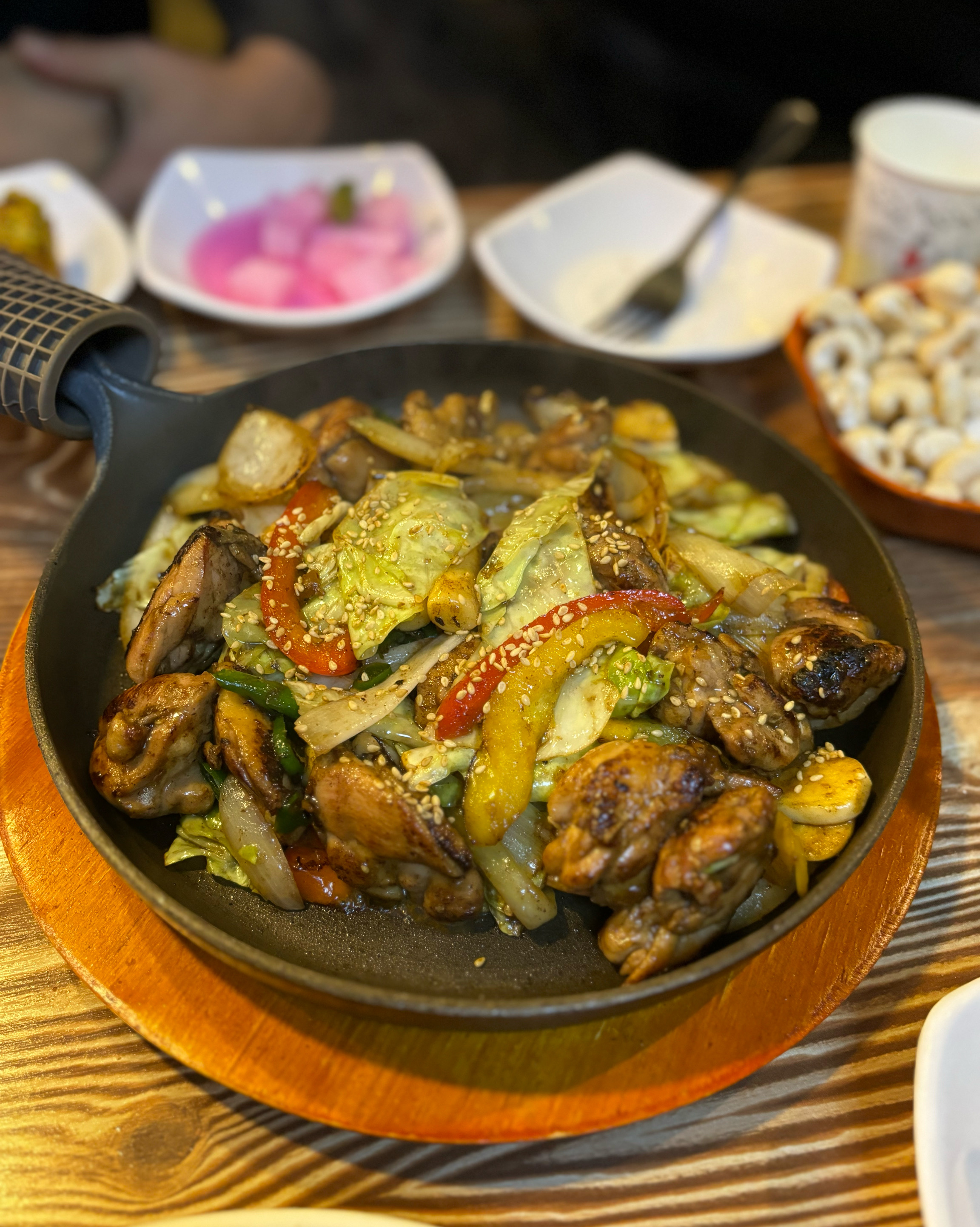 Cheong Chicken Headquarters, a famous chicken restaurant near Jamsil Station in Seoul, Korea