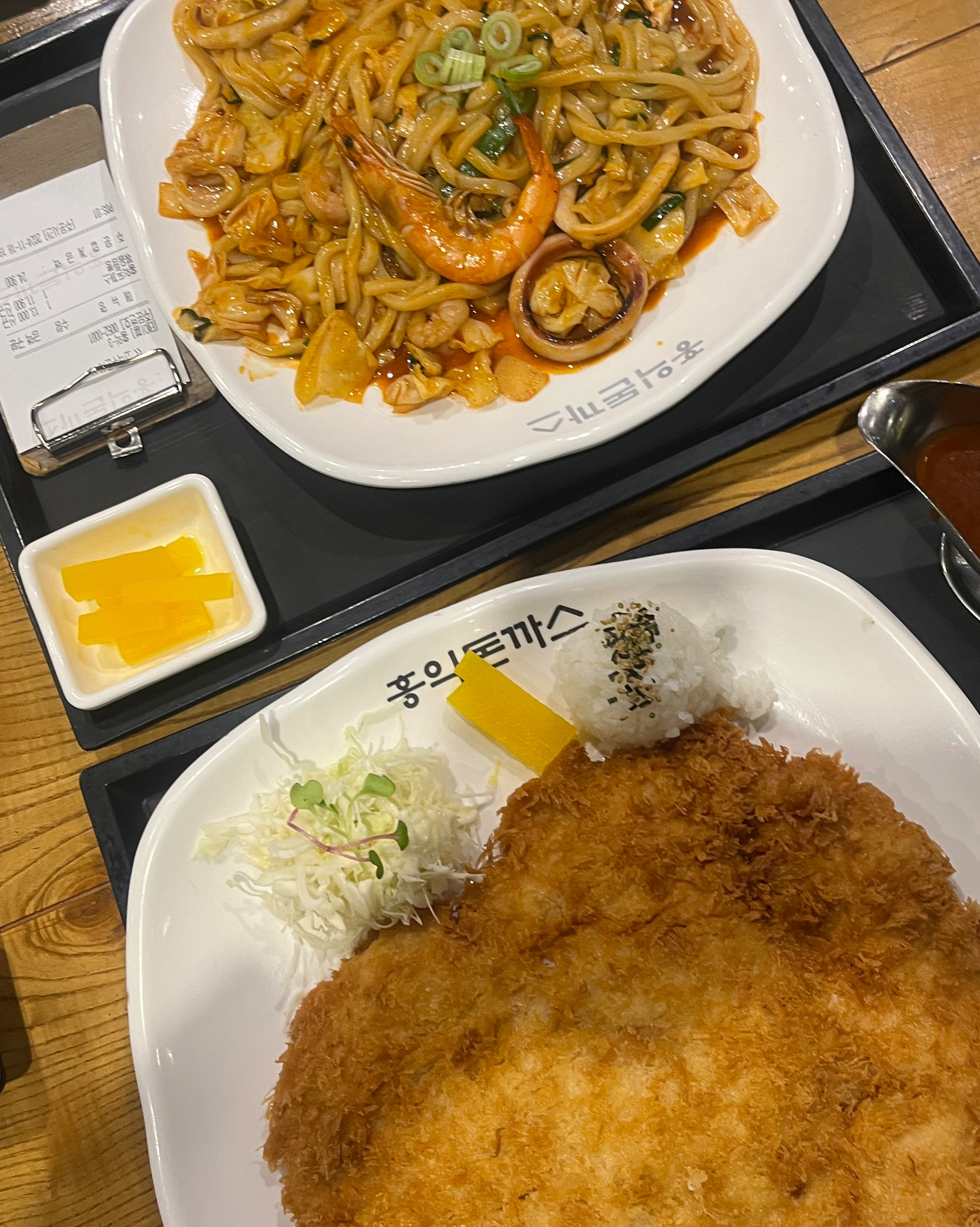 돈까스 진짜 크고 볶음짬뽕 너무 맛있어요!!! - 복현오거리 맛집 홍익돈까스 대구복현점
