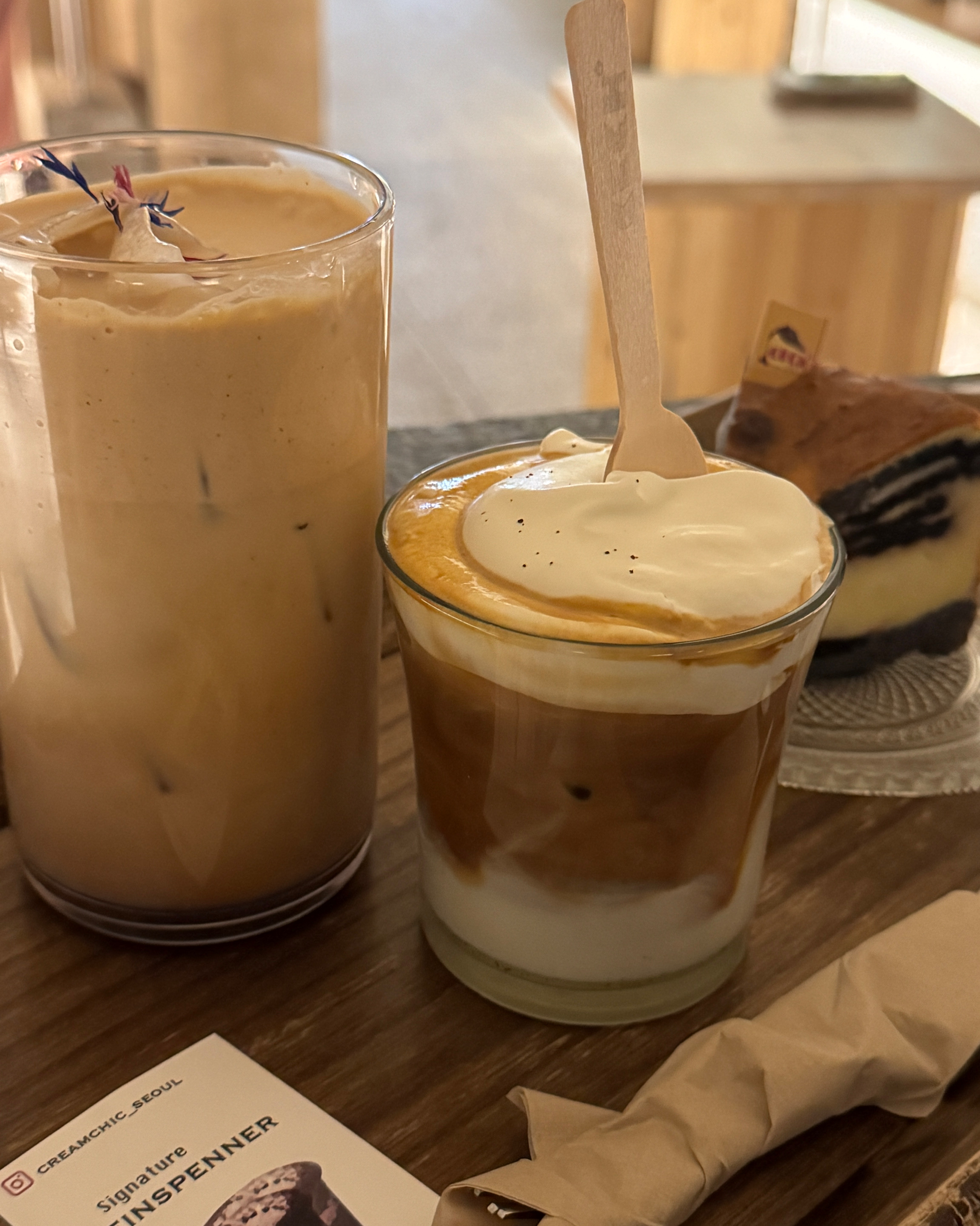 Creme chic, an emotional dessert cafe near Seodaemun Station, Seoul, Korea