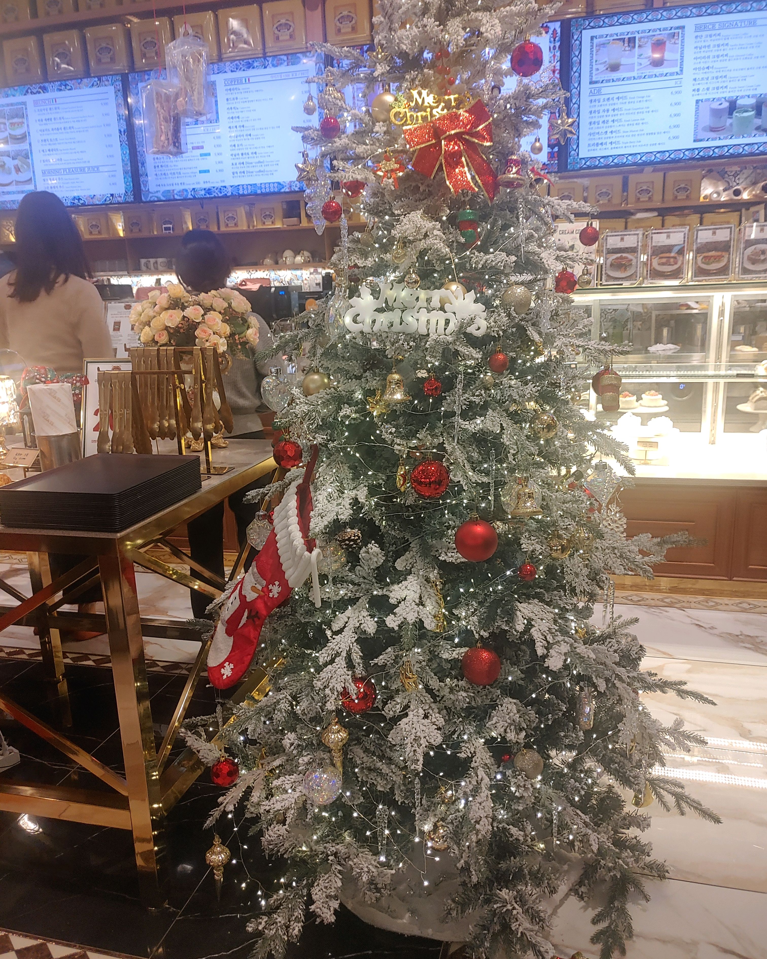 Berche City Airport Terminal, an emotional dessert cafe near Seonneung Station, Seoul, Korea