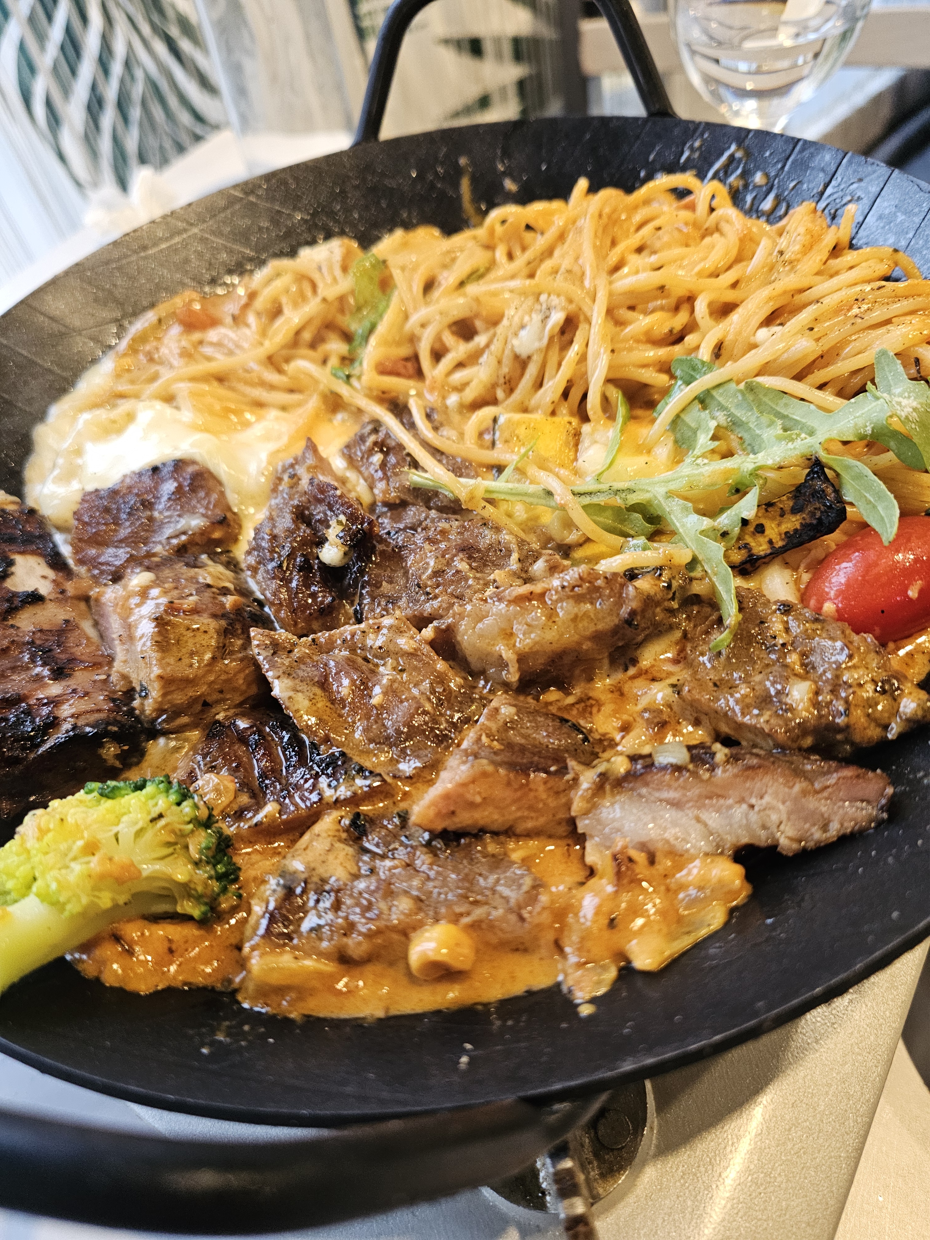  한국 서울 상수역 주변 파스타 전문점 따식 갈비파스타 망원
