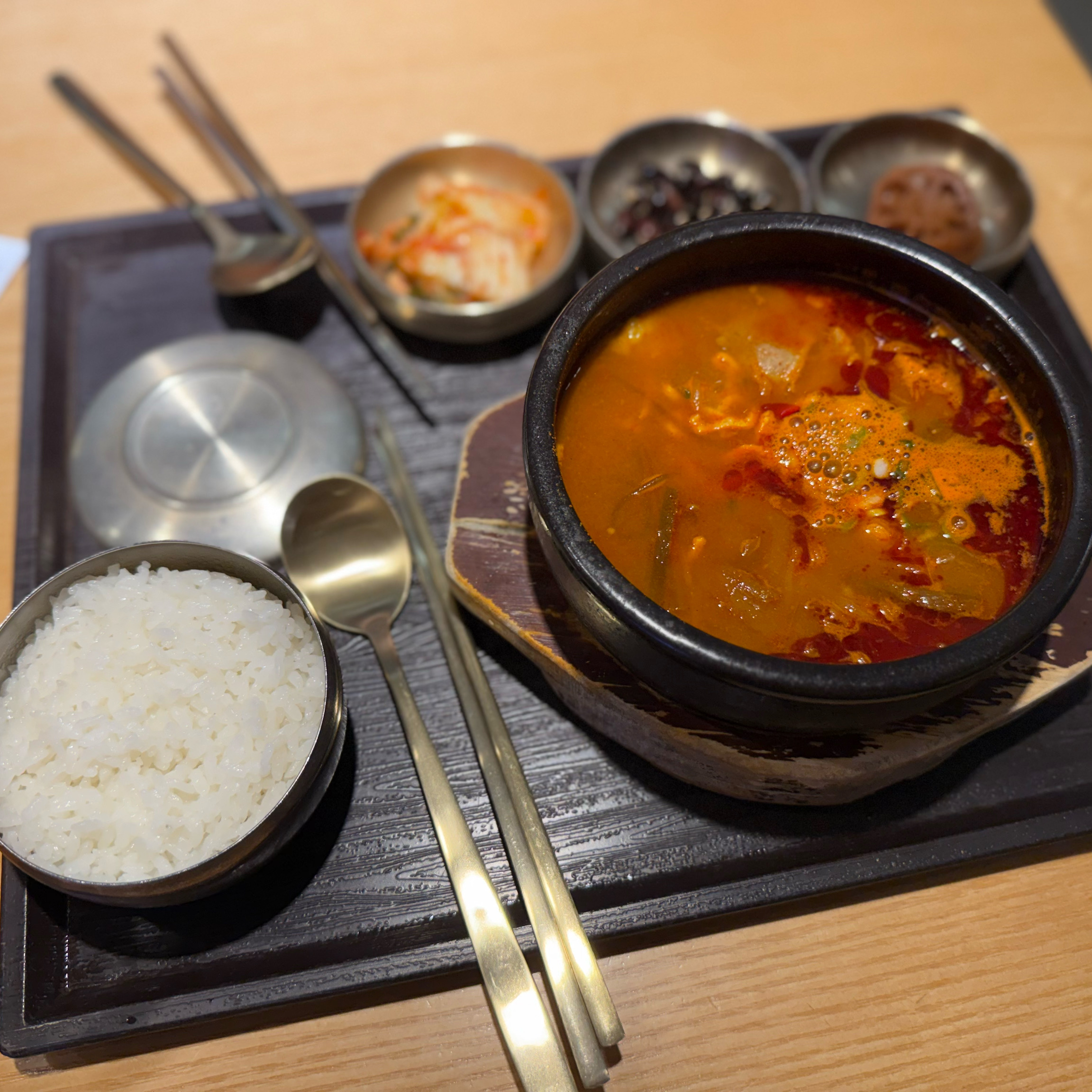 [인천공항 맛집 푸드엠파이어 인천공항제1여객터미널 동편2점] 직접 가본 로컬 리뷰