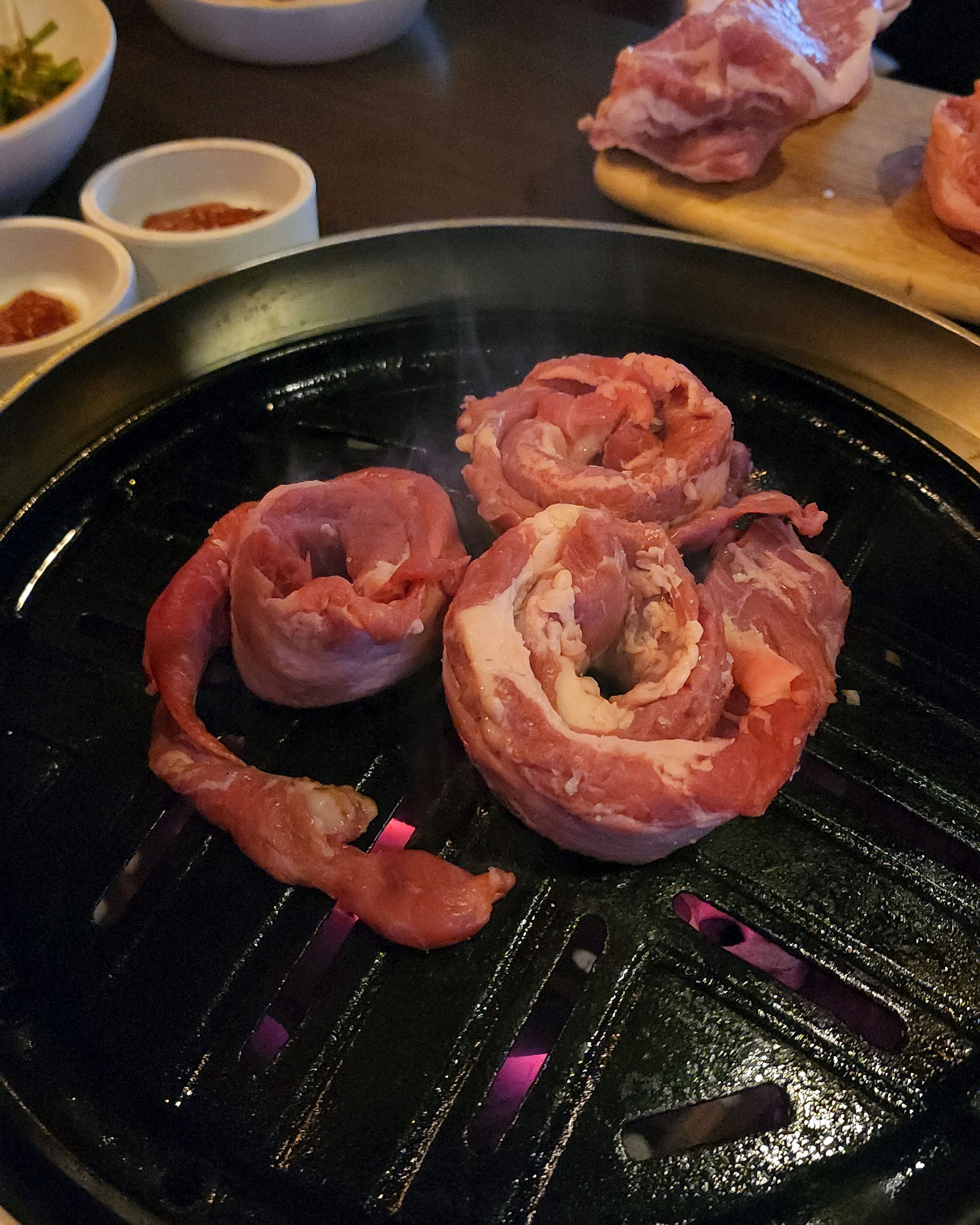 
신길역식당 서풍 돼지에 미친 사람들