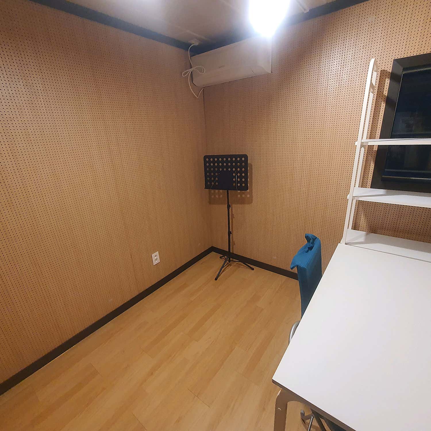 2번째 스튜디오 사진