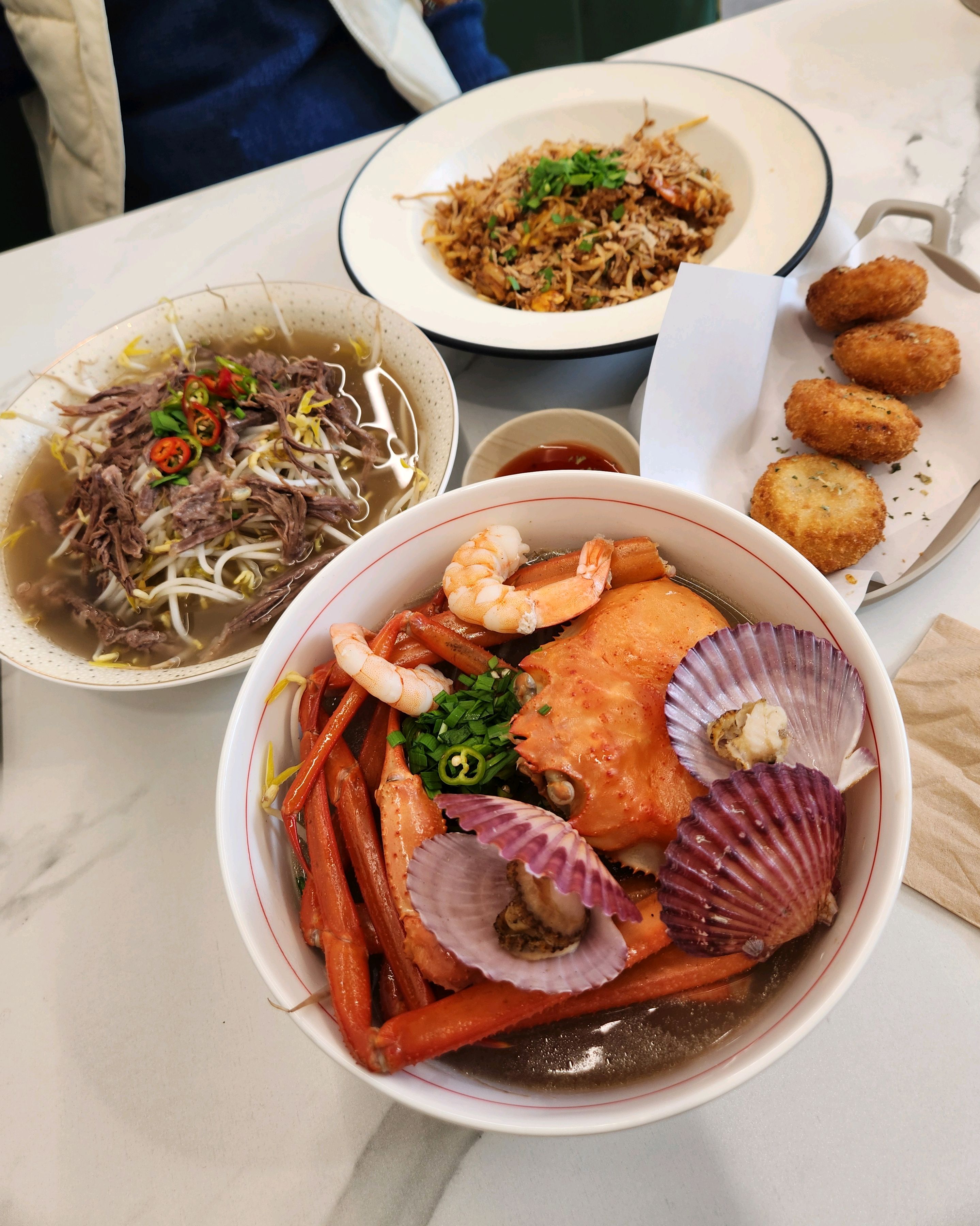 먹어봤던 쌀국수중에 가장 육수가 진하고 맛있었고 - 아바이마을 맛집 동해쌀국수