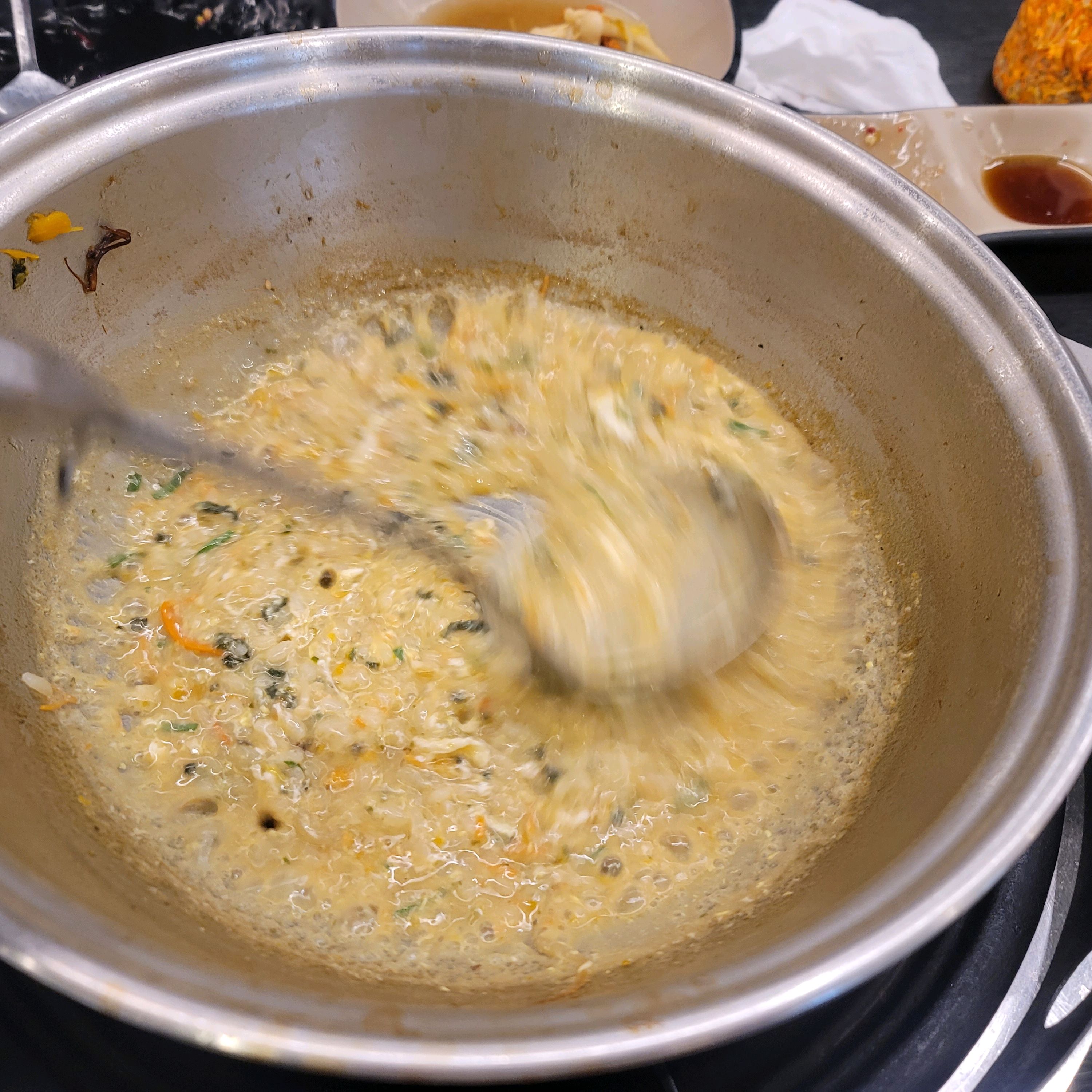 식당이 깨끗하고 셀프바가 완벽하게 - 봉천동 맛집 소담촌 봉천현대시장점
