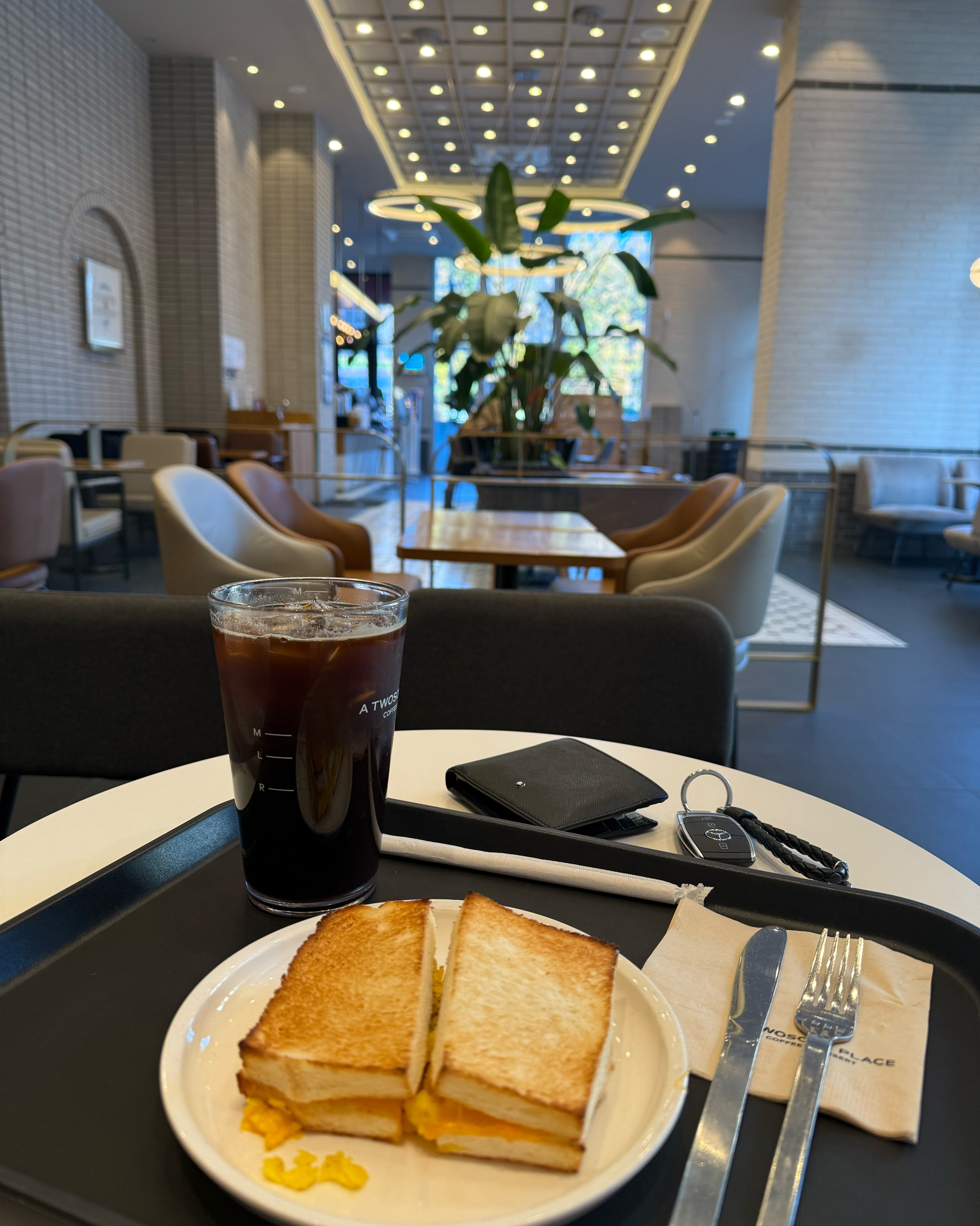 스크램블 에그 산드위치+아아 - 불당동 맛집 투썸플레이스 천안불당점