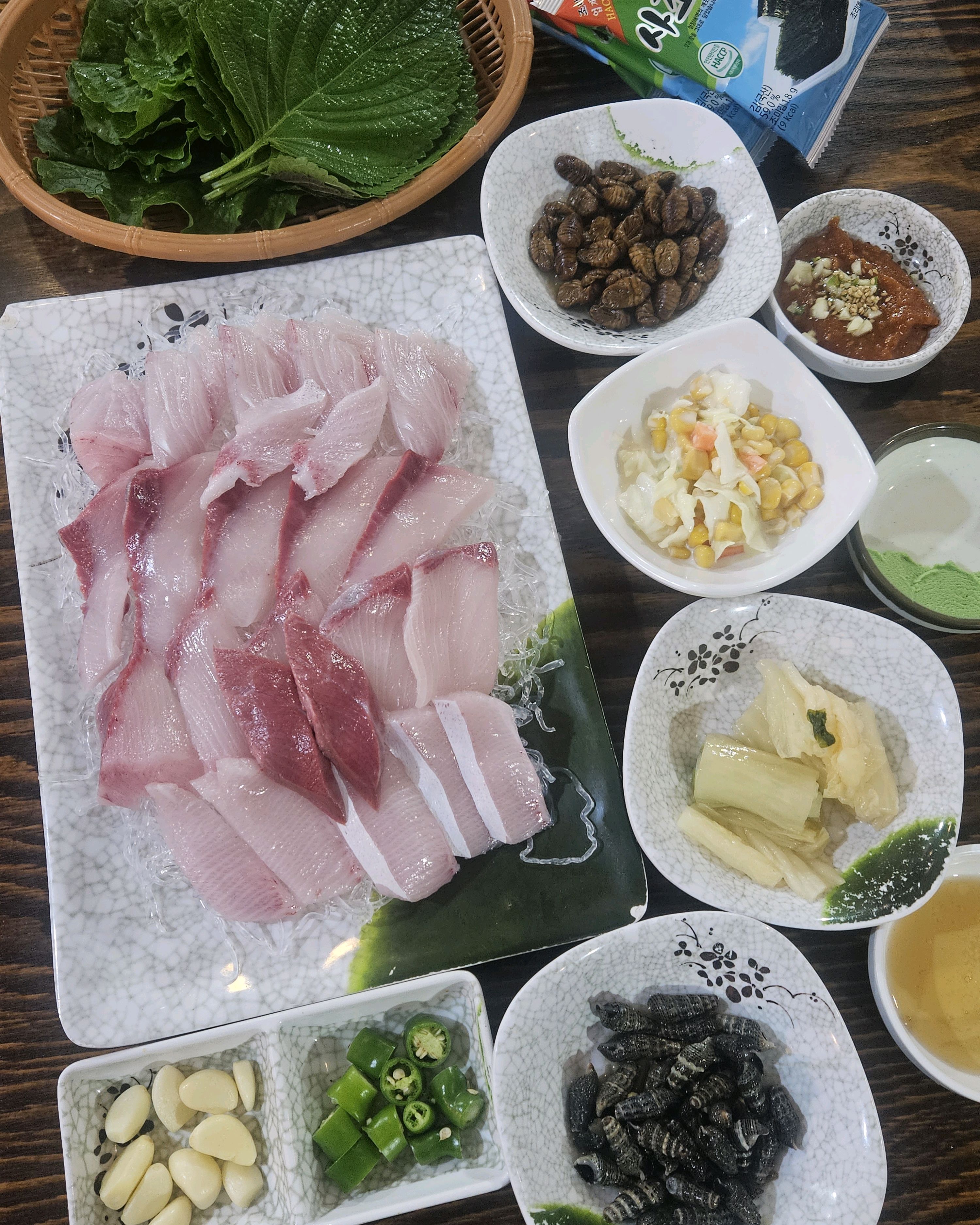 Haewon Raw Fish Restaurant with Raw Rice at Majang Station