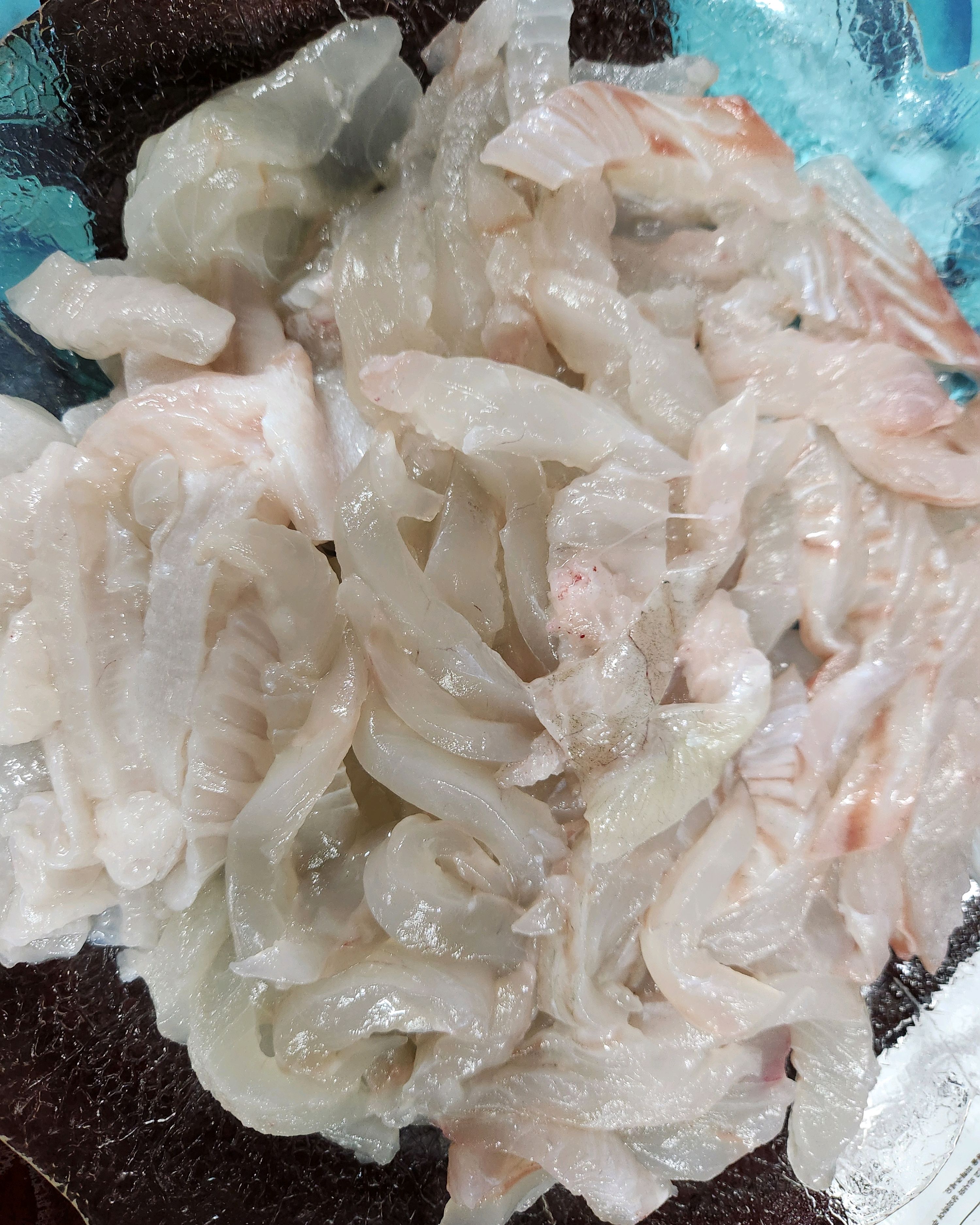 회정식 가성비 좋아보이긴 하지만 먹을게 회 밖에 없음. 물회는 이맛도 저맛도 아니고 심지어