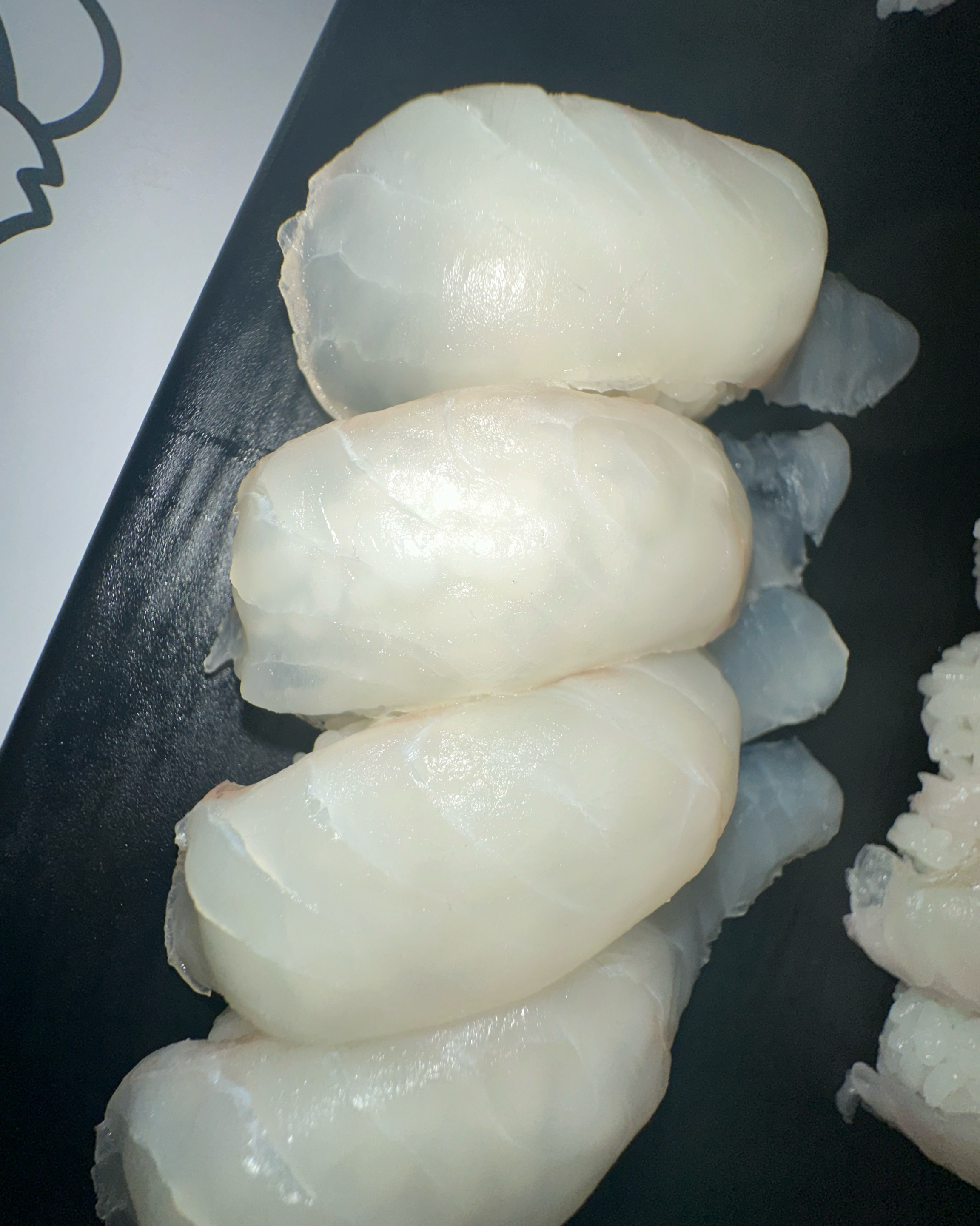 초밥을 진짜 좋아하는데 야무지게 먹었습니다 - 화정동 맛집 다이닝원 화정직영점