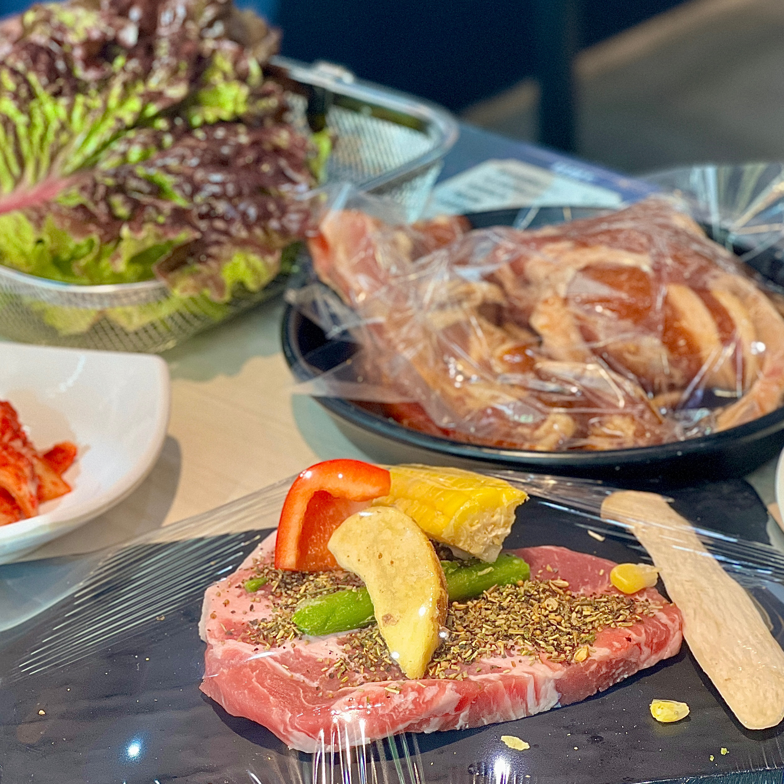 이벤트 중이라 초딩아이 무료로 먹었어요. 어린이방도 따로 마련되어있구, 매달 다른 이벤트