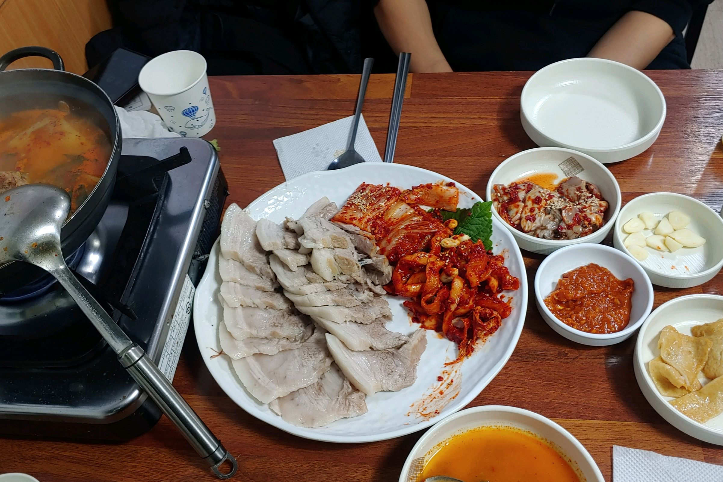 [광화문 맛집 종로3가 장군굴보쌈] 직접 가본 로컬 리뷰