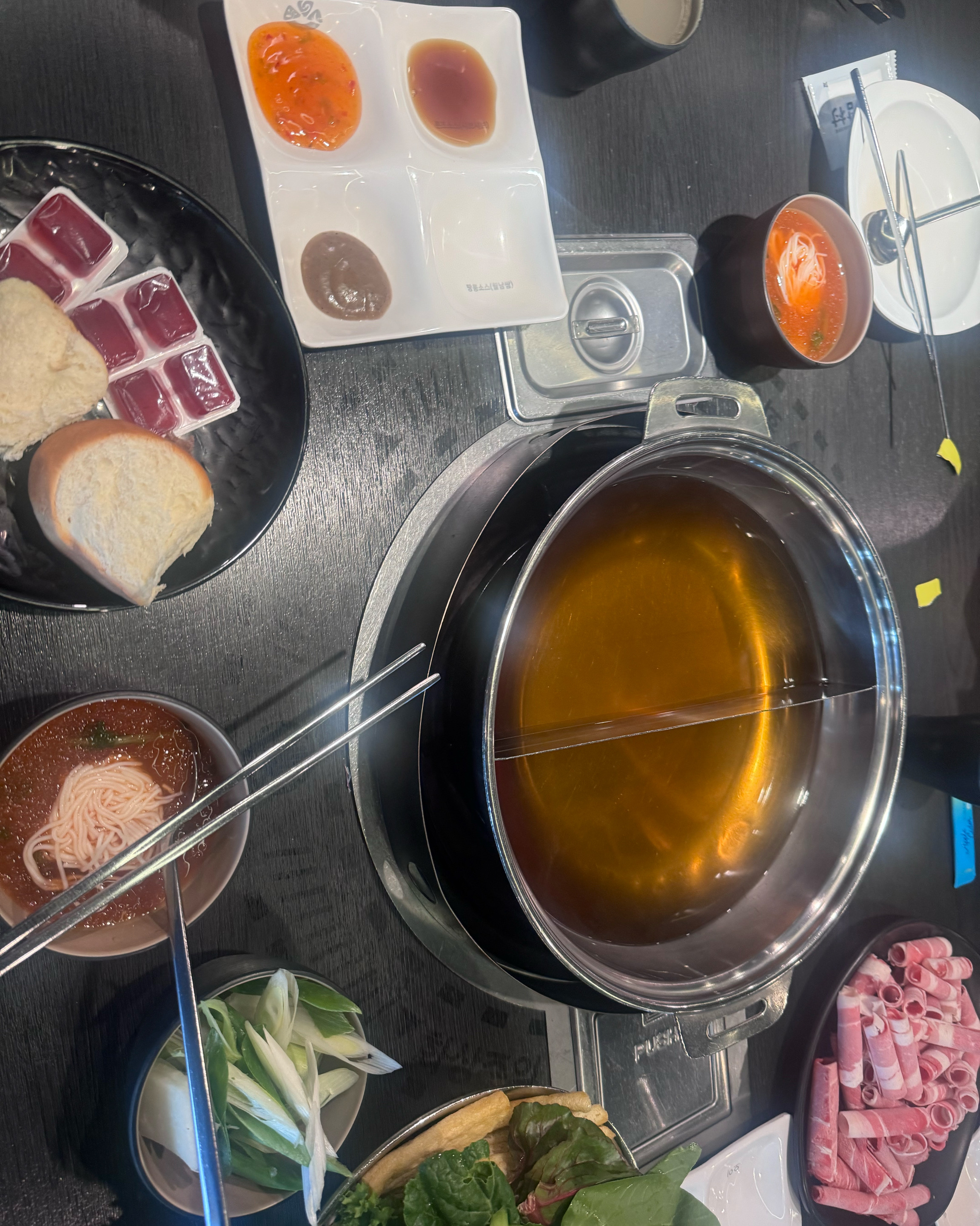 따뜻한 육수에 - 장안동 맛집 소담촌 장안점