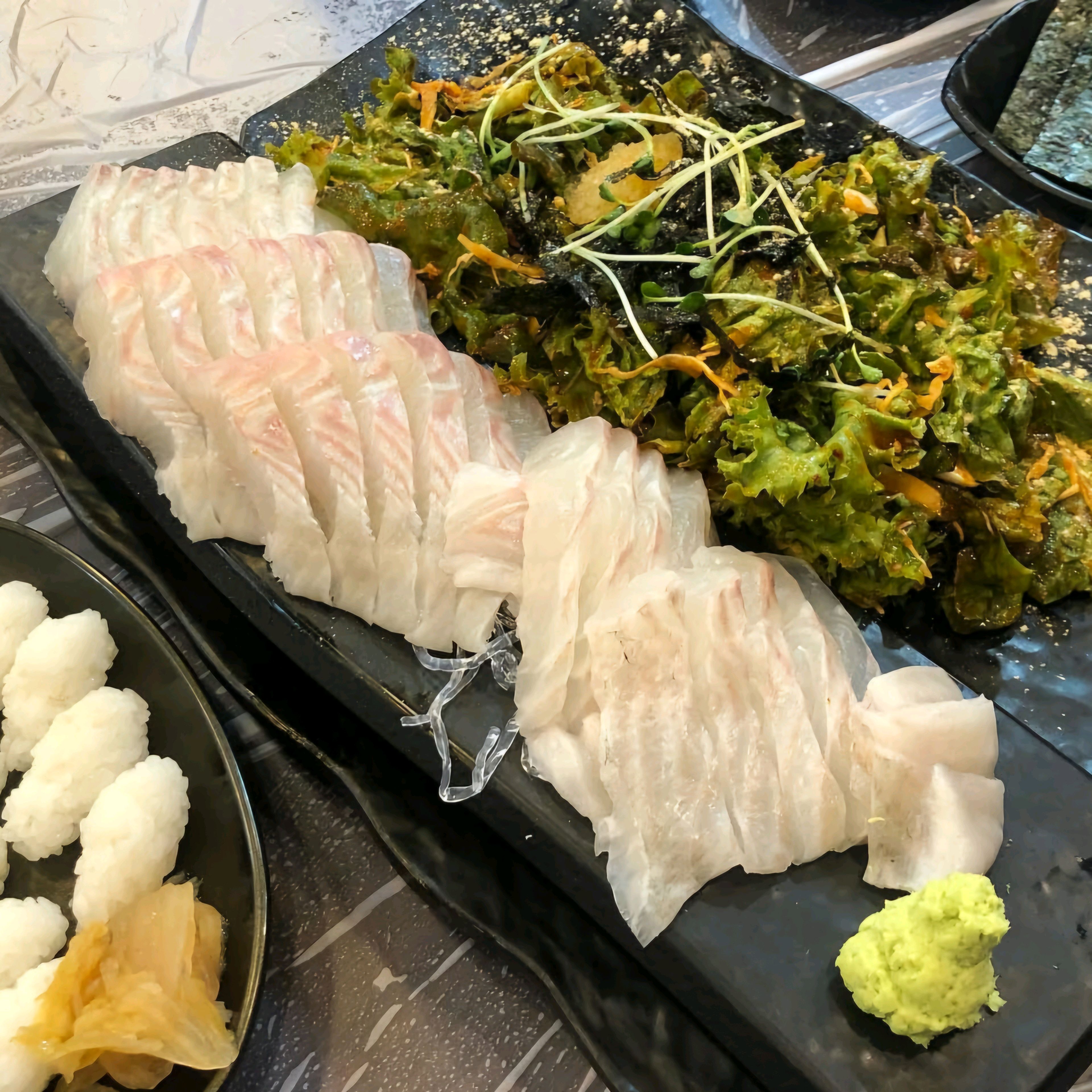 숙성이 잘 돼서 그런지 기름 좔좔 흐르네요! - 불당동 맛집 한성막횟집 불당점