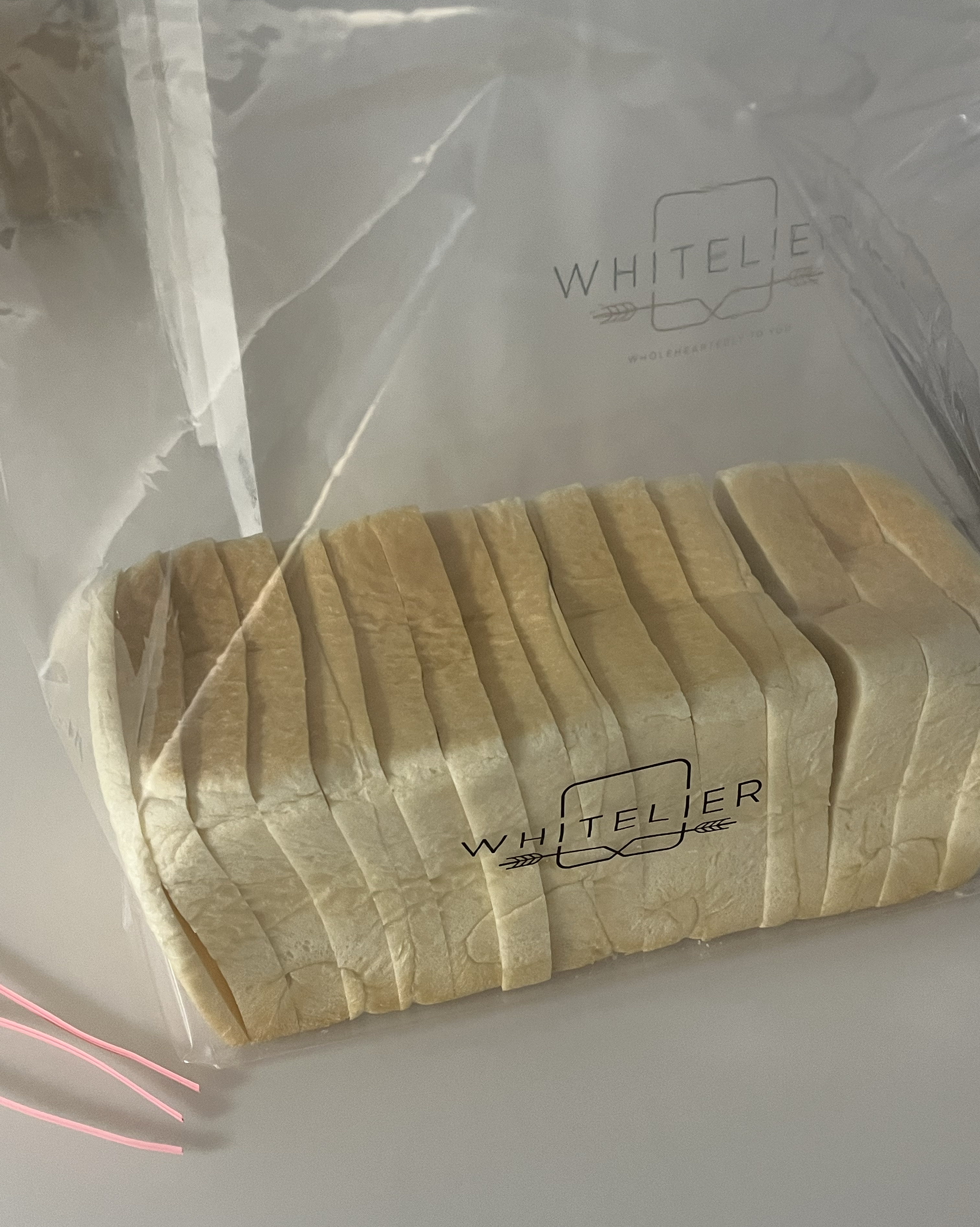 주변에 주차할 곳이 없어 걸어서 왔더니 생각보다 일찍 도착해서 50분 정도 기다림 (이때