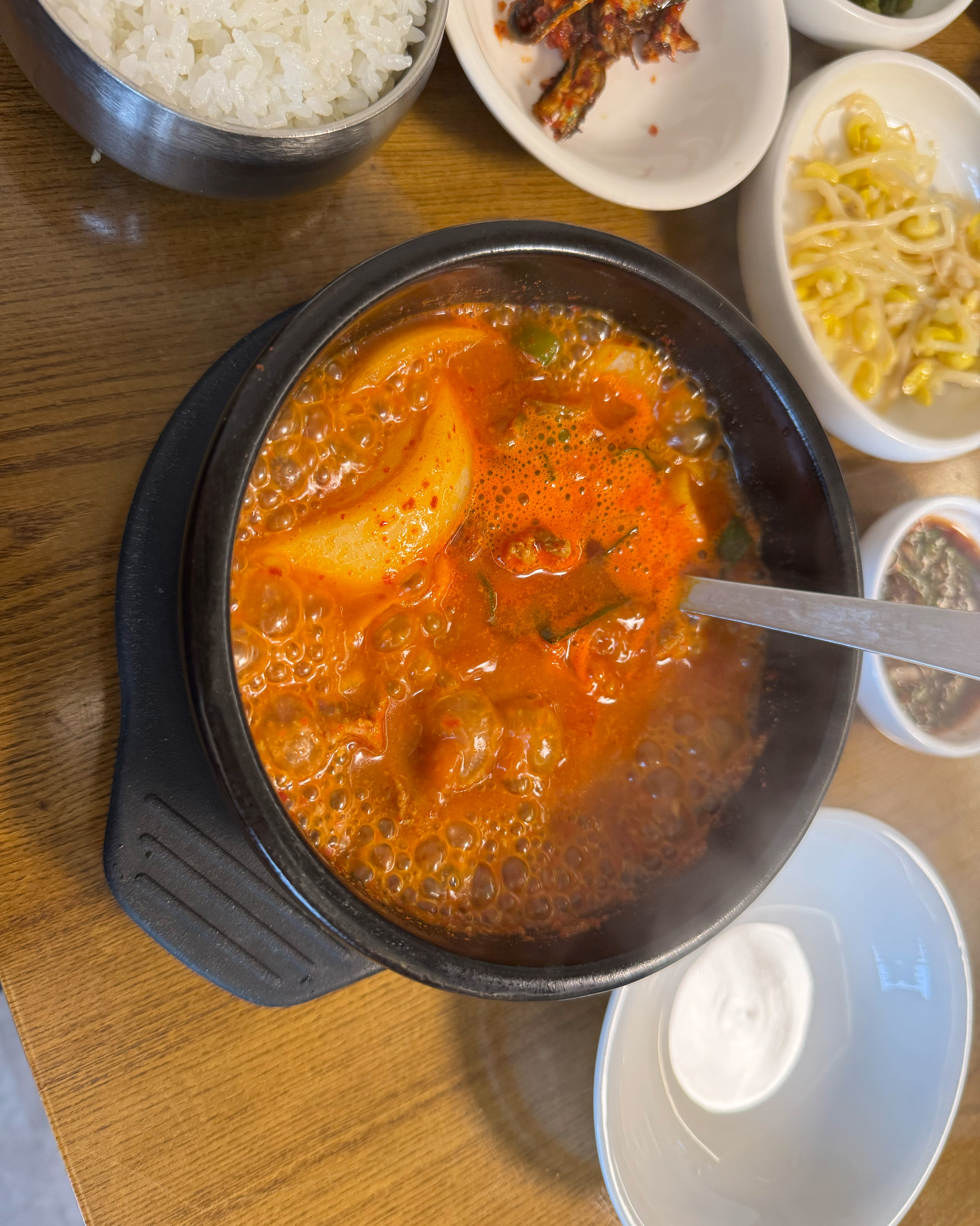 
애오개역식당 황금콩밭