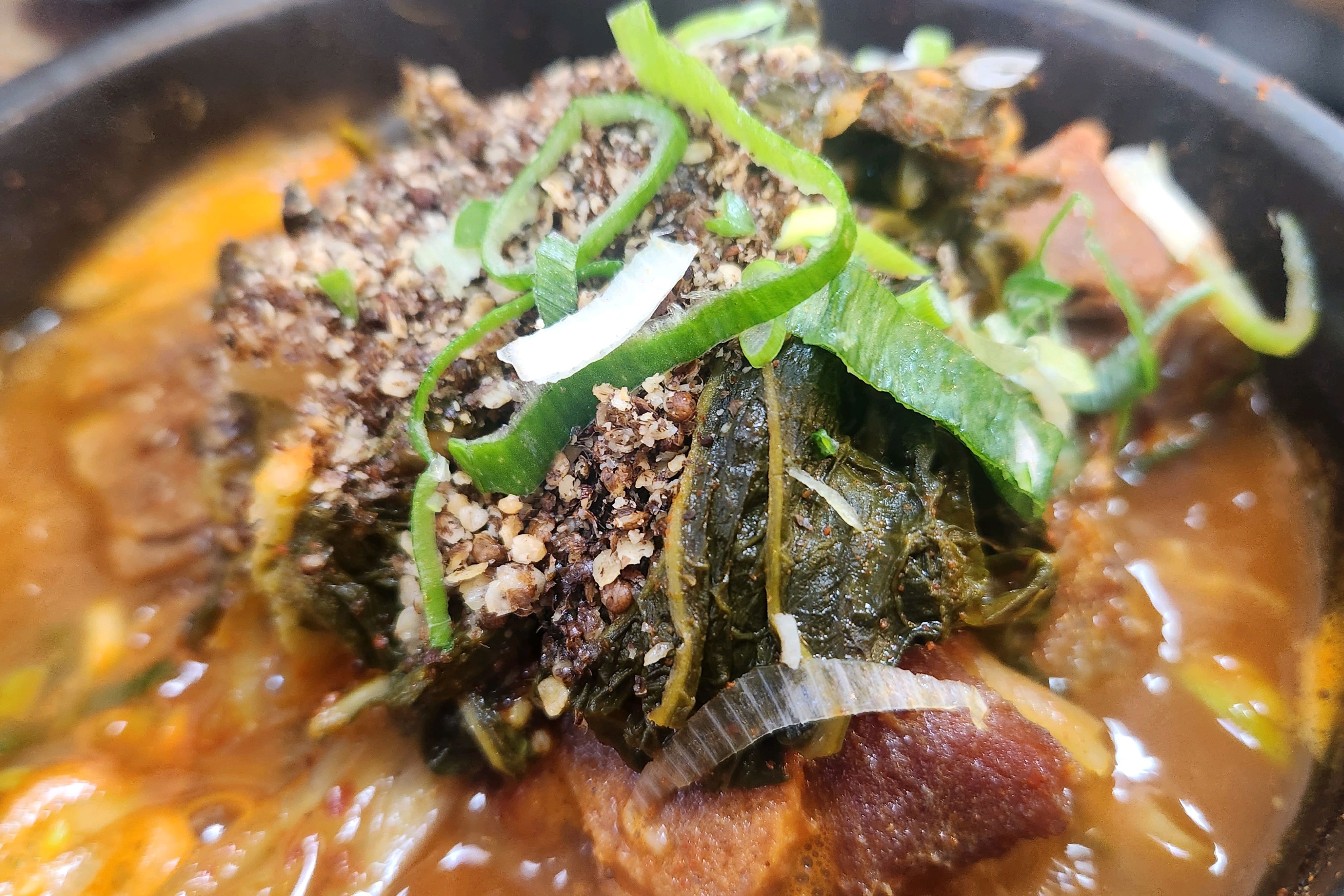 Hwagok Station Bone Soup Hangover Soup Rock Gamjatang Seafood Bone Steamed