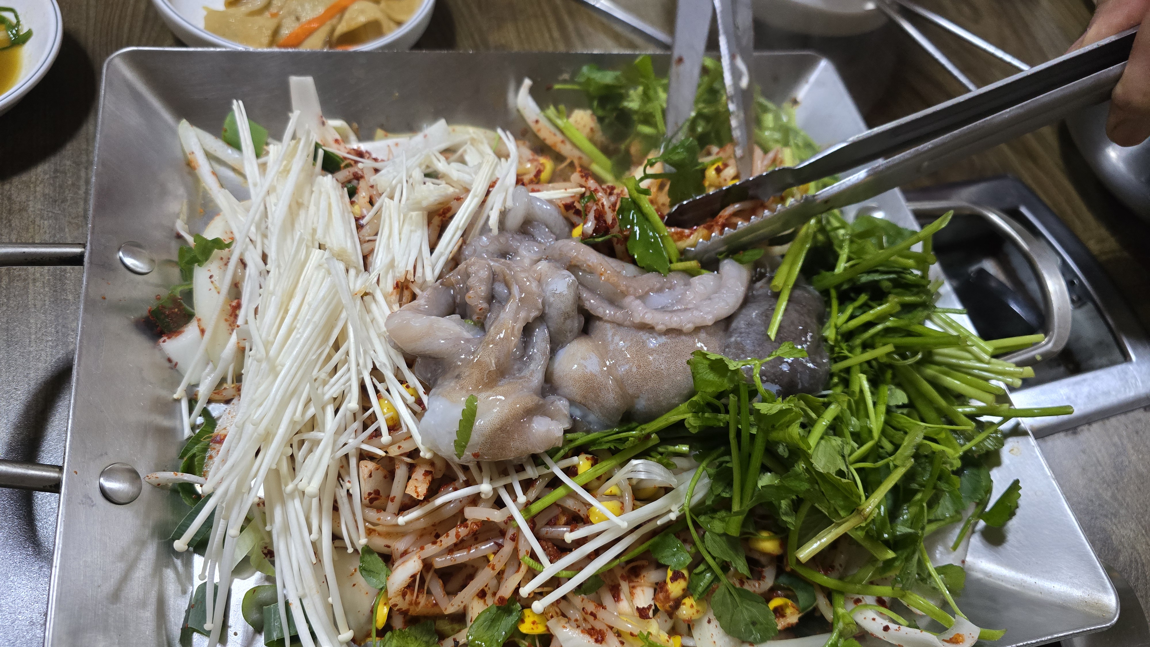  마포역 해물 철판볶음 목포세발낙지