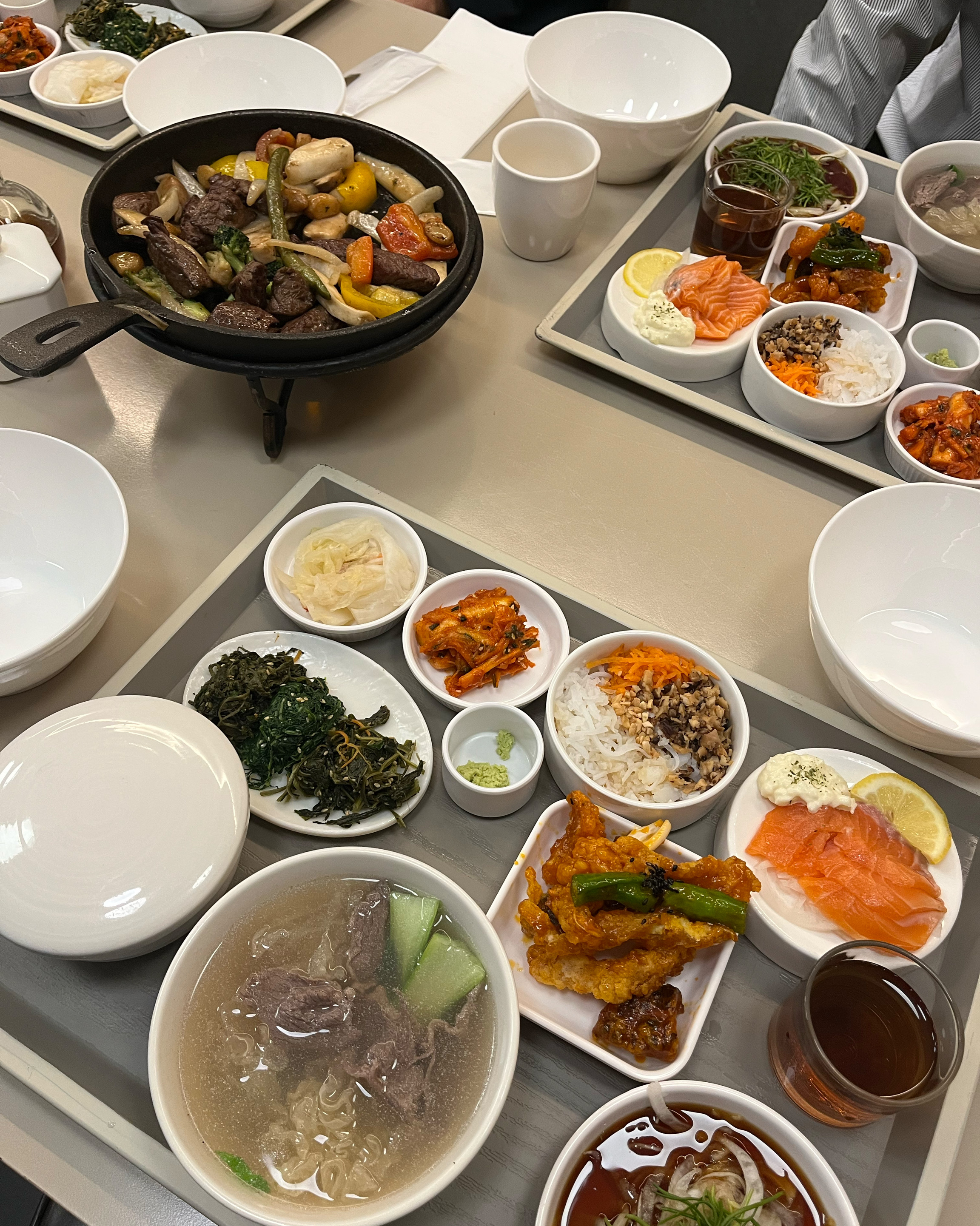 상견례로 저녁시간 예약을 미리 해놓고 방문했습니다. - 경포대 맛집 초당화